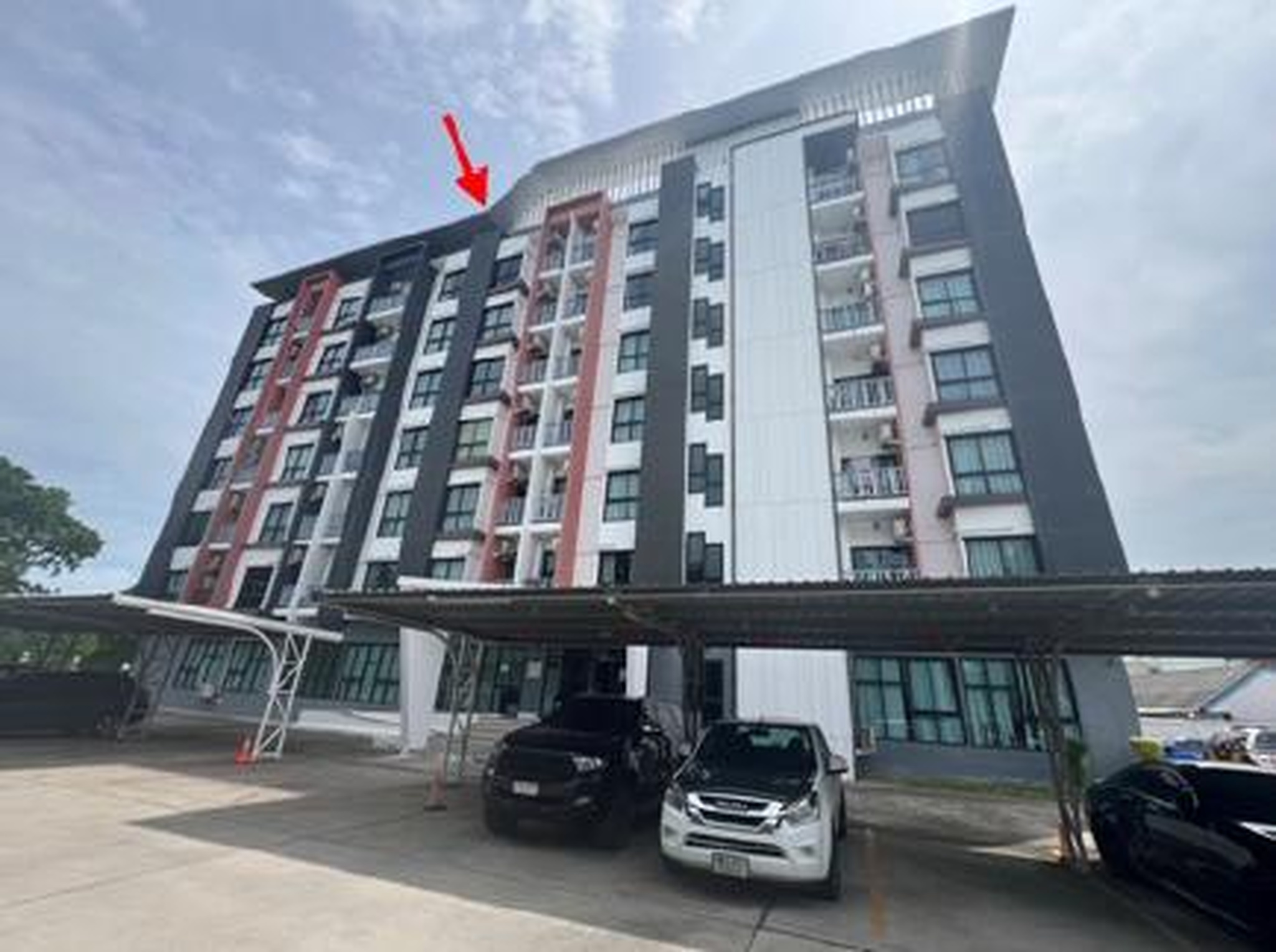 ทรัพย์สถาบันโดย GHB คอนโด วาย อี เอส คอนโดมิเนียม (Y.E.S. Condominium)