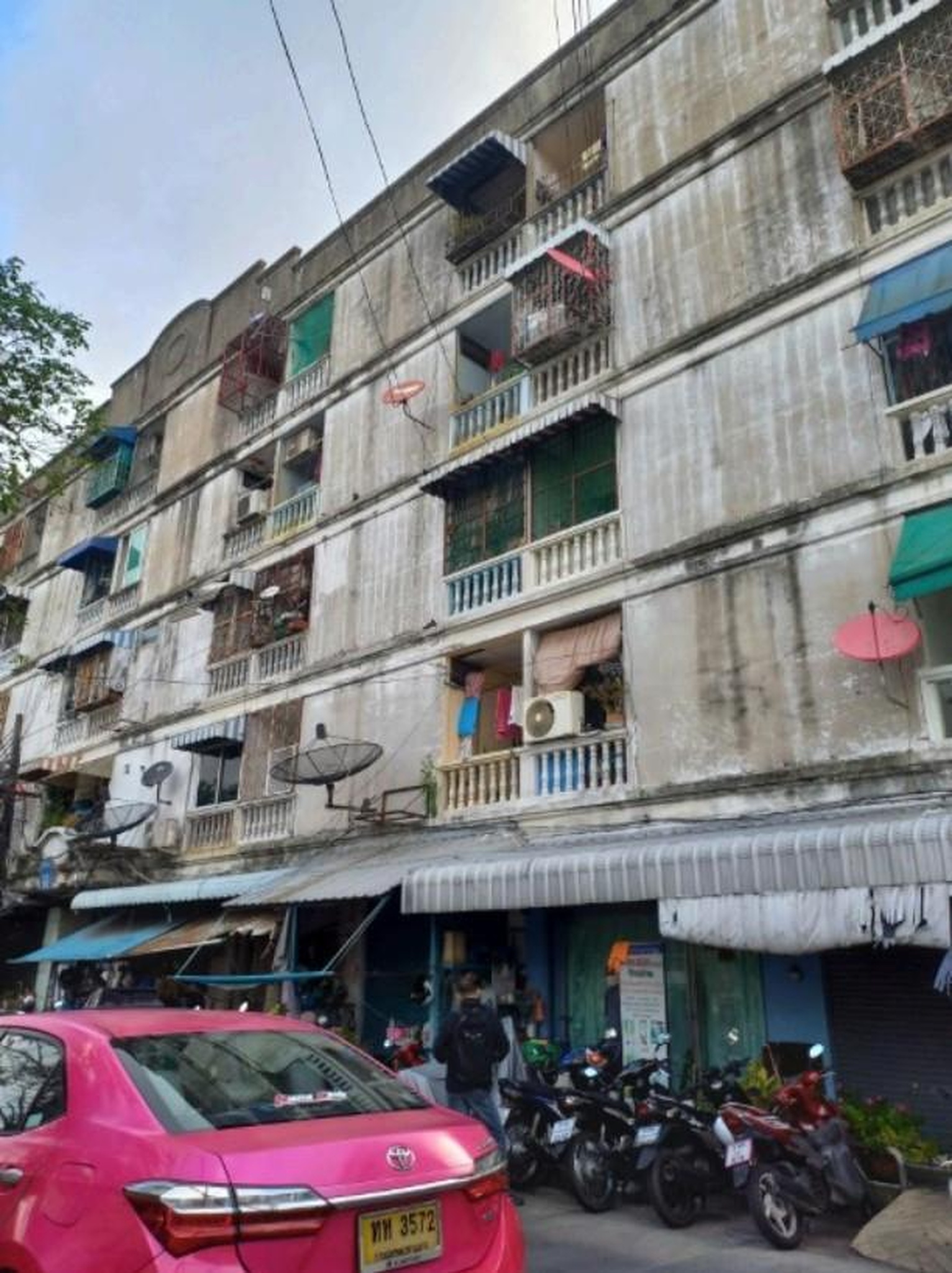 ทรัพย์สถาบันโดย GHB คอนโด สุวรรณภูมิ คอนโดมิเนียม (Suvarnabhumi Condominium)