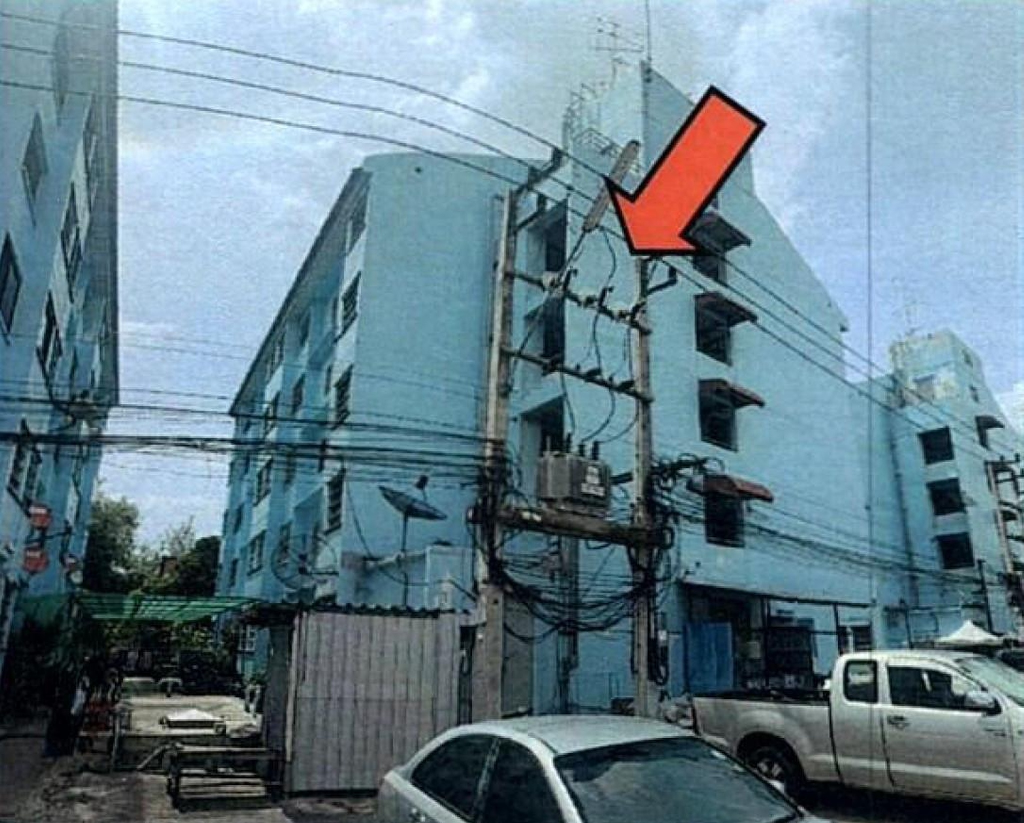 ทรัพย์สถาบันโดย GHB คอนโด โกลเด้นคอนโดทาวน์ รังสิต 2 (Golden Condotown Rangsit 2)