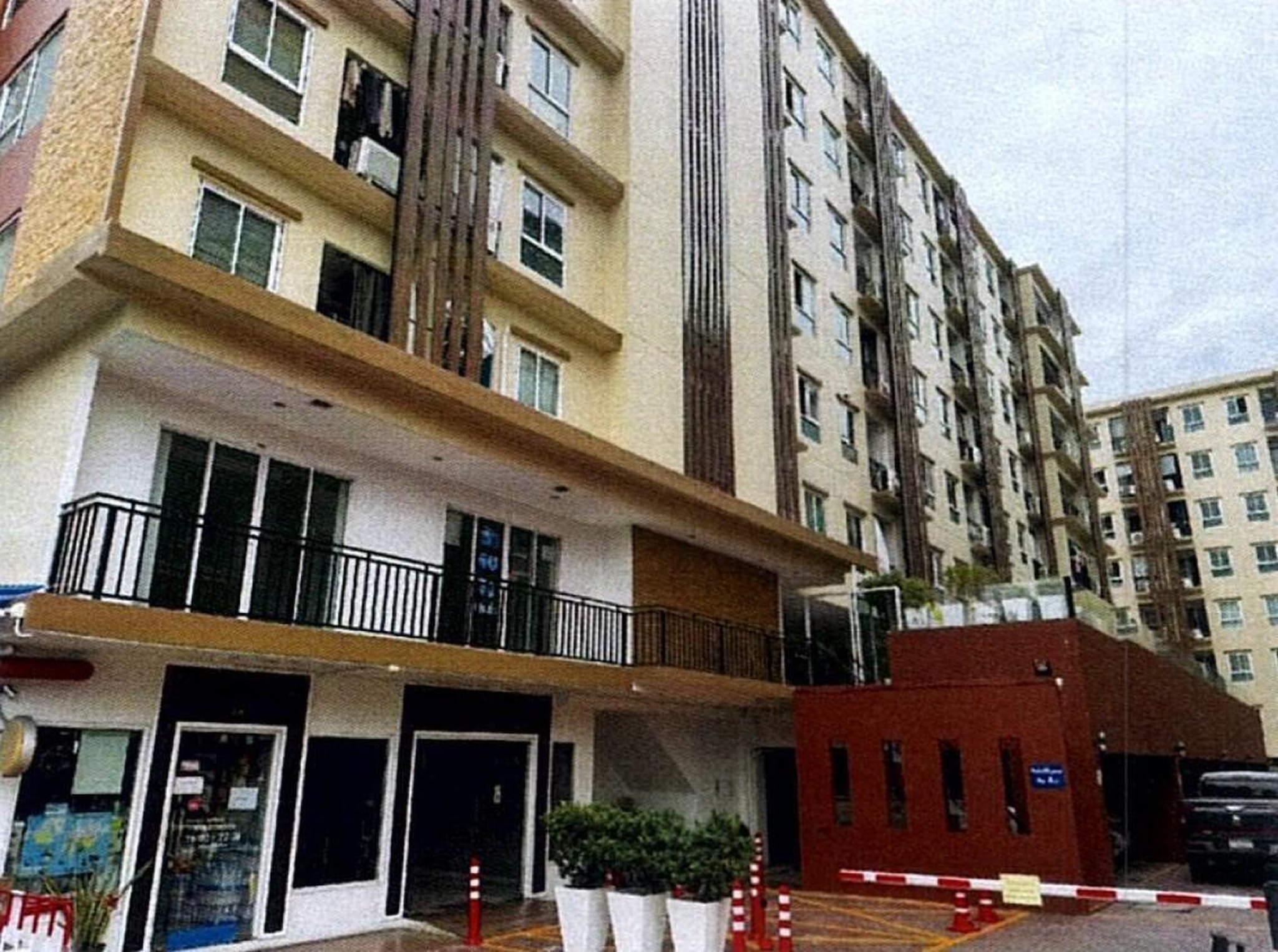 ทรัพย์สถาบันโดย GHB คอนโดใกล้ YL02 ภาวนา รีเจ้นท์โฮม 12 ลาดพร้าว 41 (Regent Home 12 Latphrao 41)