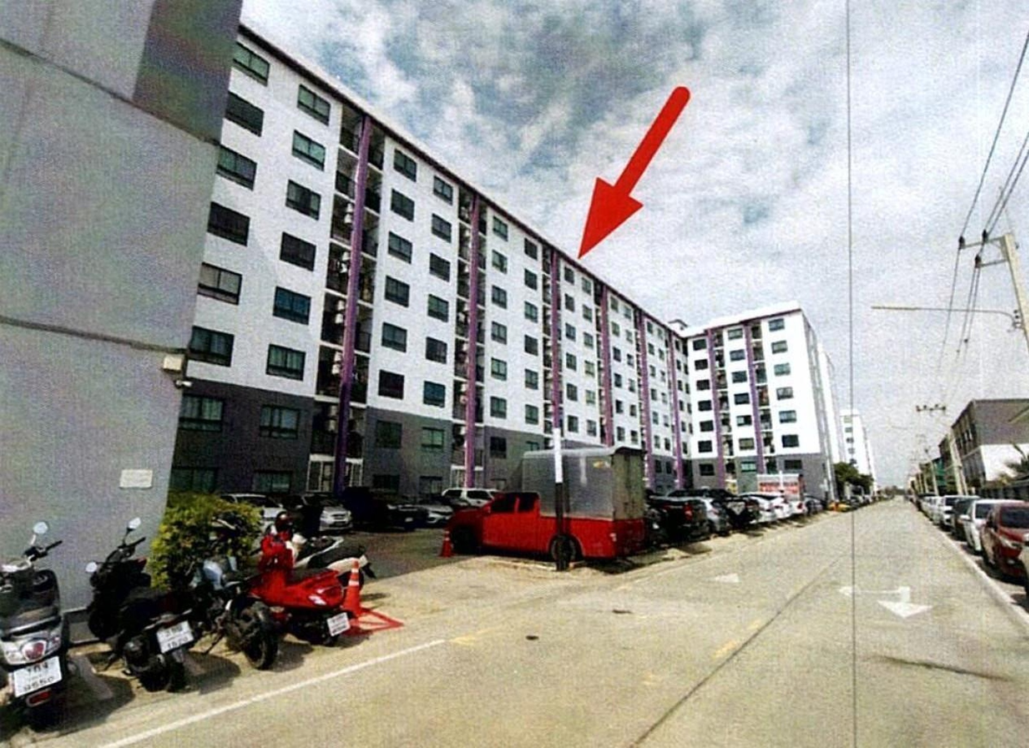 ทรัพย์สถาบันโดย GHB คอนโดใกล้ MRT พระราม 9 เดอะ ไดมอนด์ คอนโด นวนคร-ตลาดไท (The Diamond Navanakorn-Taladthai)