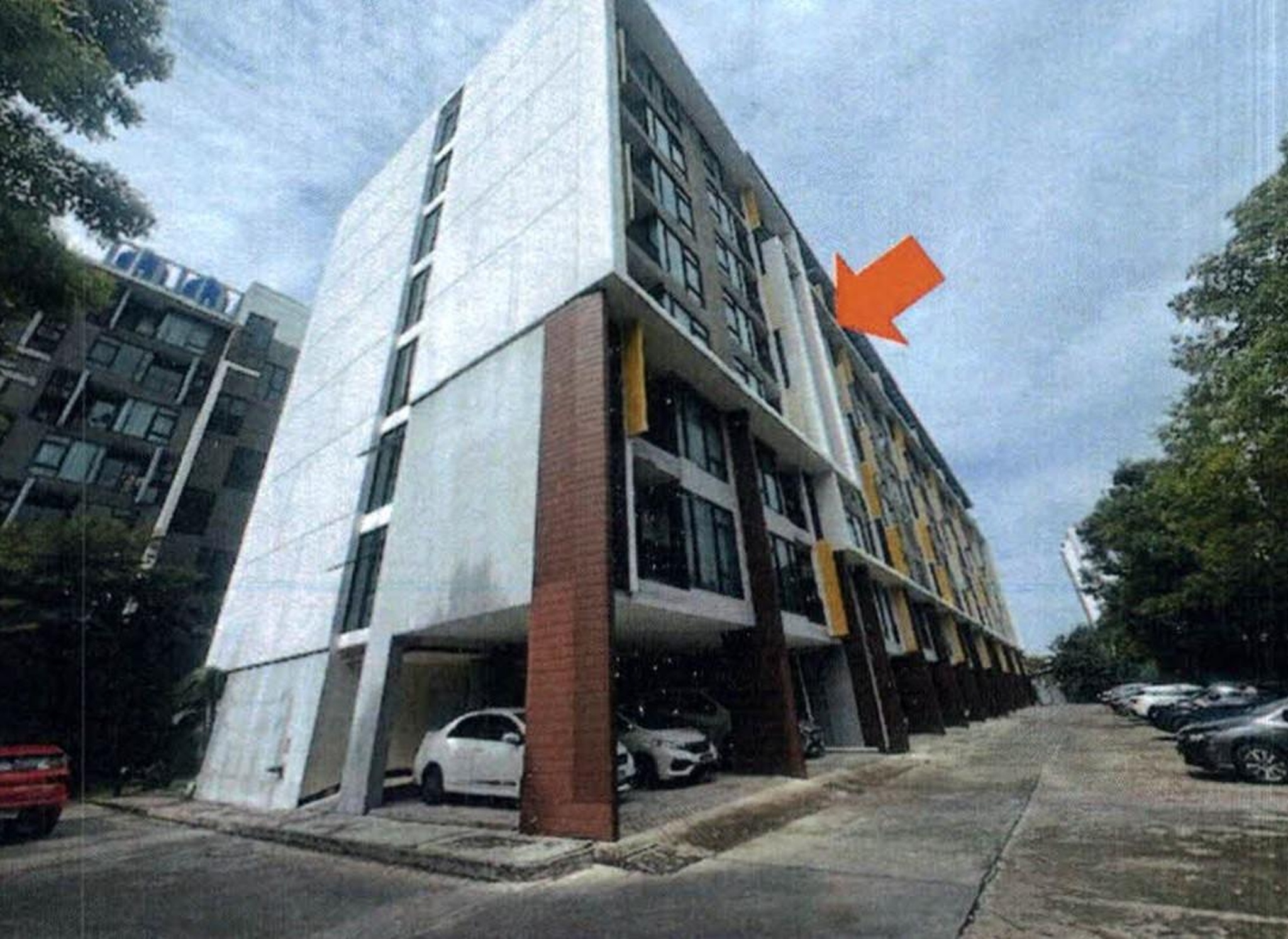 ทรัพย์สถาบันโดย GHB คอนโดใกล้ MRT บางโพ เฟรช คอนโด บางโพ (Fresh Condo Bangpho)