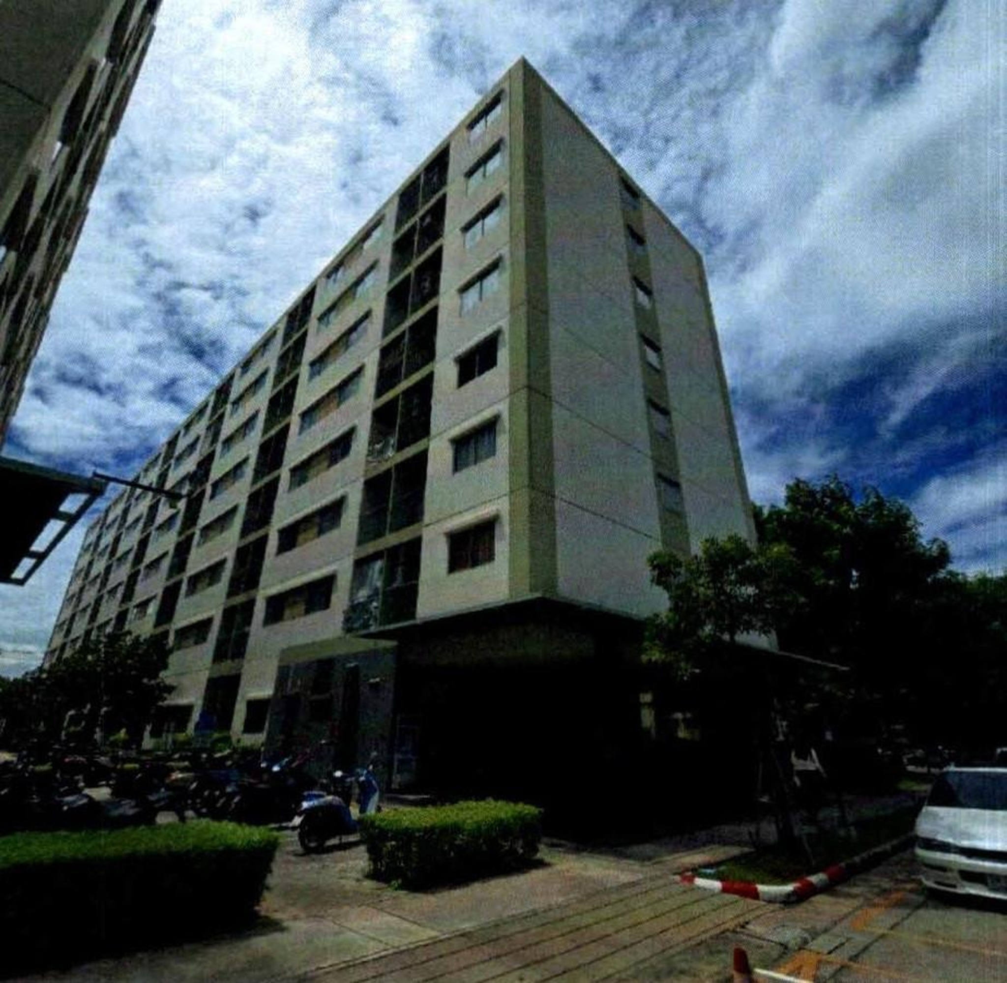 ทรัพย์สถาบันโดย GHB คอนโด ลุมพินี ทาวน์ชิป รังสิต-คลอง 1 (Lumpini Township Rangsit-Klong 1)