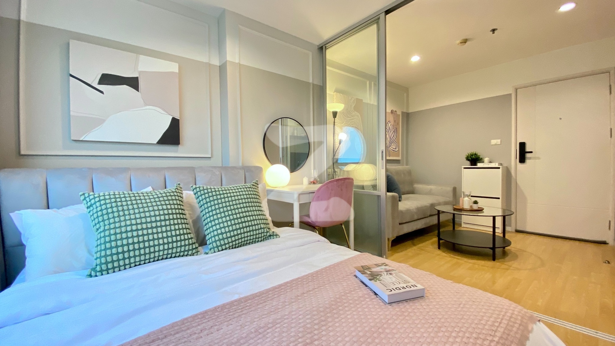 คอนโดให้เช่า: ลุมพินี เพลส ศรีนครินทร์-หัวหมาก สเตชั่น ขนาด 26.6 ตร.ม. ตึก A ชั้น 24 วิวสวย ทำเลดี  : เจ้าของให้เช่าเอง