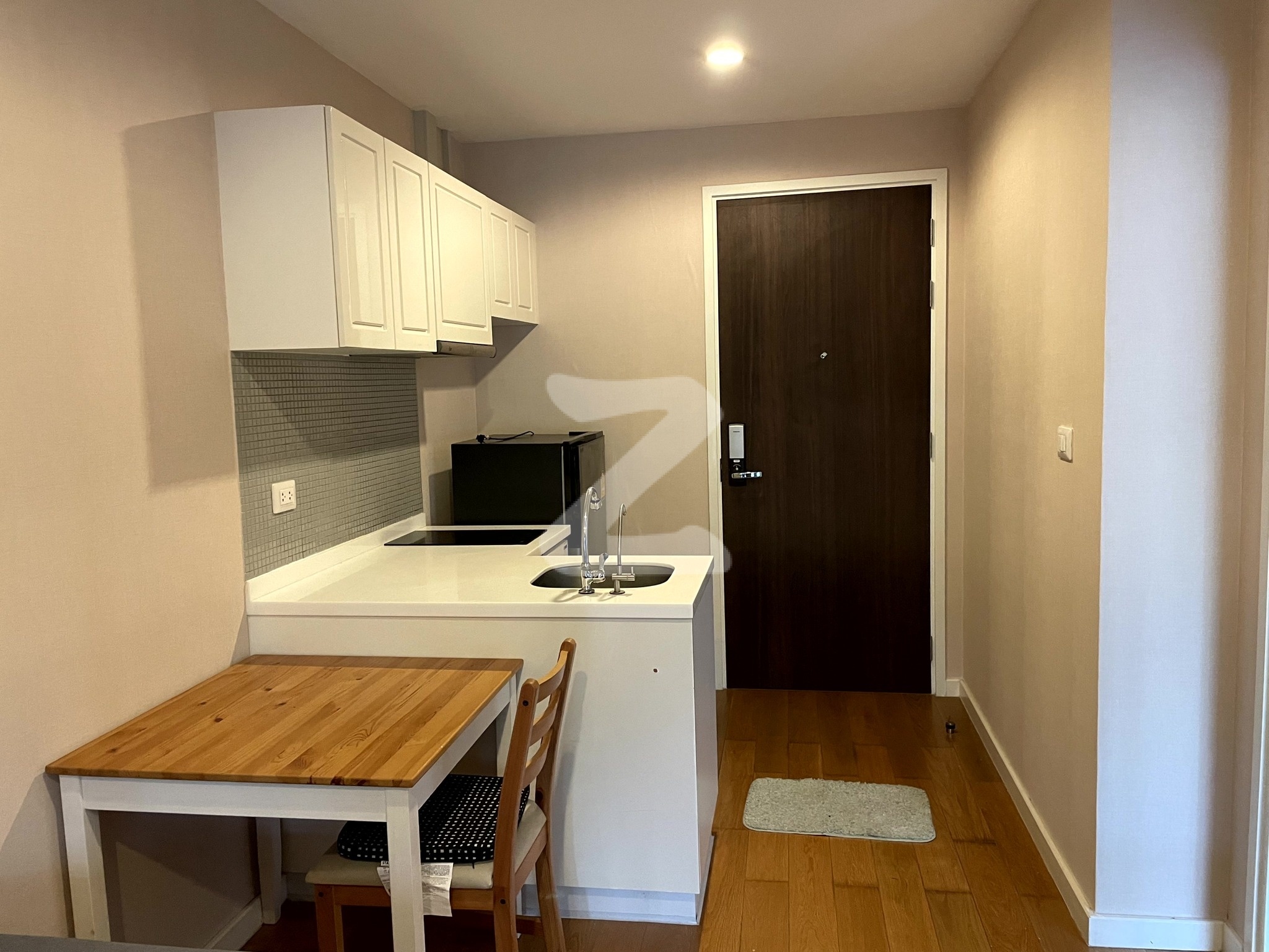 Condolette Dwell Sukhumvit 26 คอนโดเลตดเวล สุขุมวิท26 ใกล้ BTS Phrom Phong BTS พร้อมพงษ์          : เจ้าของให้เช่าเอง (งดรับนายหน้า)