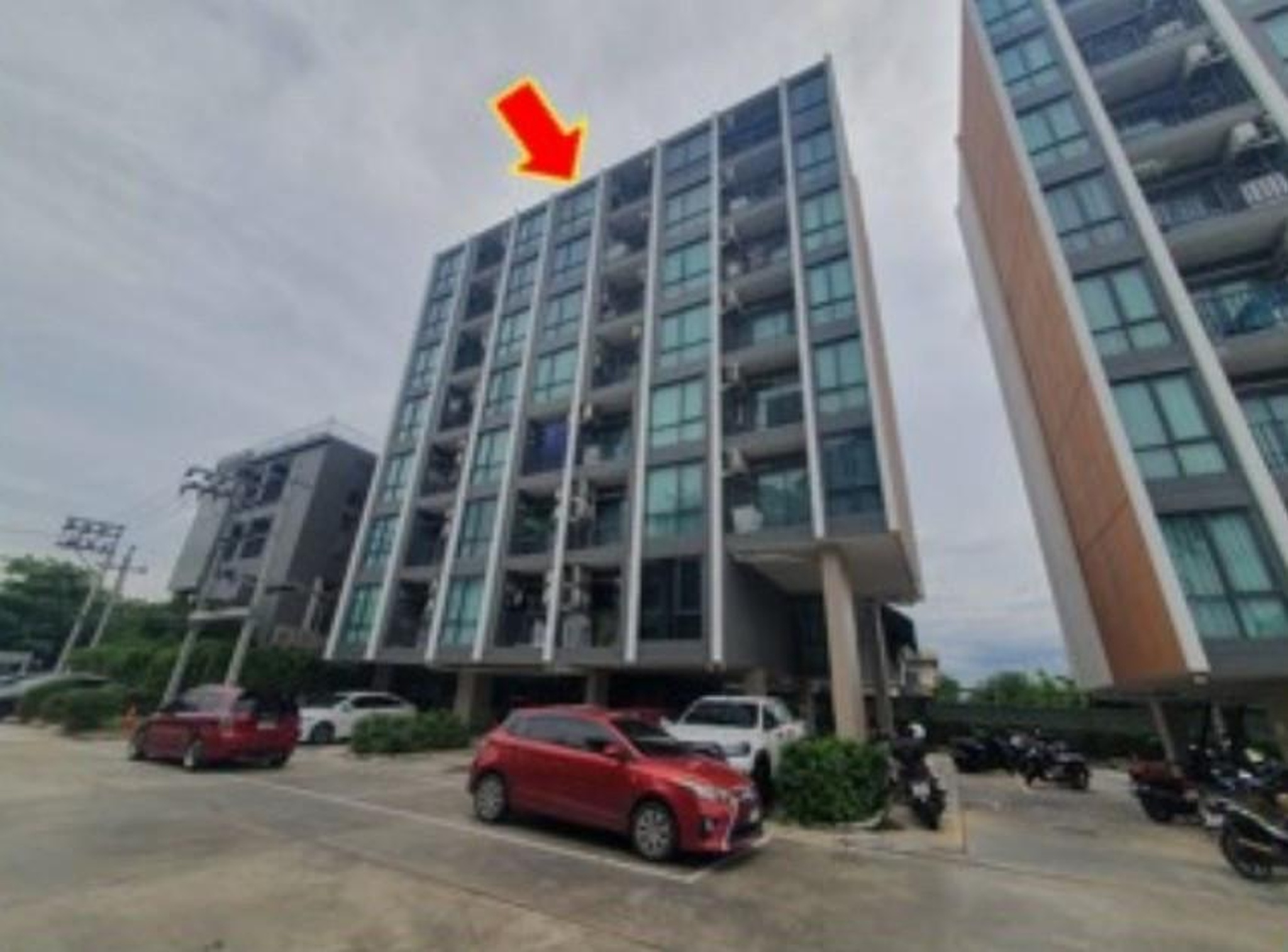 ทรัพย์สถาบันโดย GHB คอนโด เย็นสบายดี คอนโด ลาดพร้าว 101 (Yensabaidee Condo Latphrao 101)