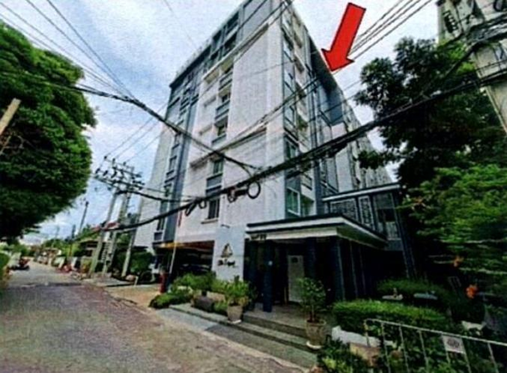 ทรัพย์สถาบันโดย GHB คอนโดใกล้ BTS ห้าแยกลาดพร้าว ดิ อิลิแก้น ลาดพร้าว 1 (The Elegant Ladprao 1)