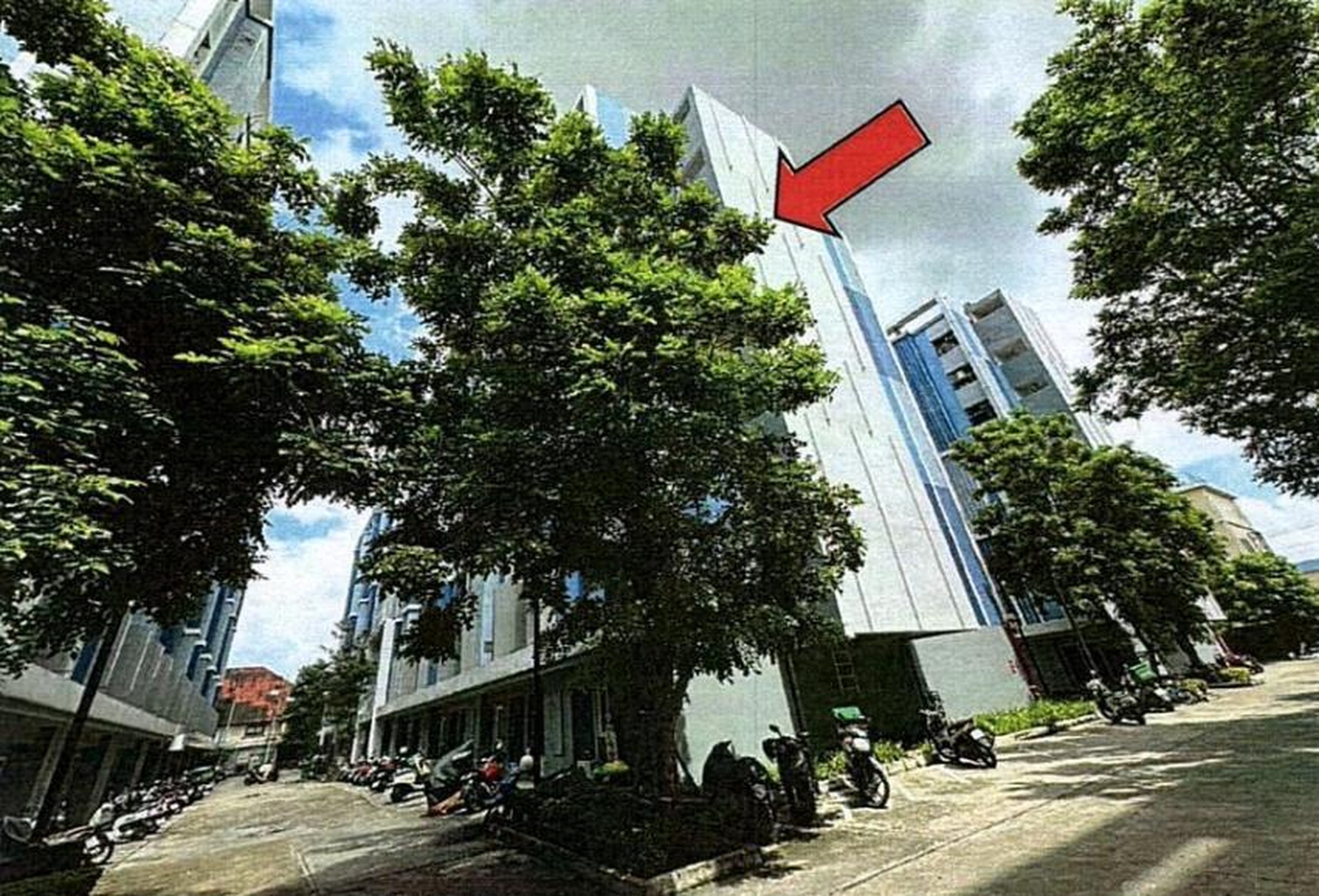 ทรัพย์สถาบันโดย GHB คอนโด อยู่รวยคอนโด นวมินทร์ 135 (Yuruay Condo Nawamin 135)