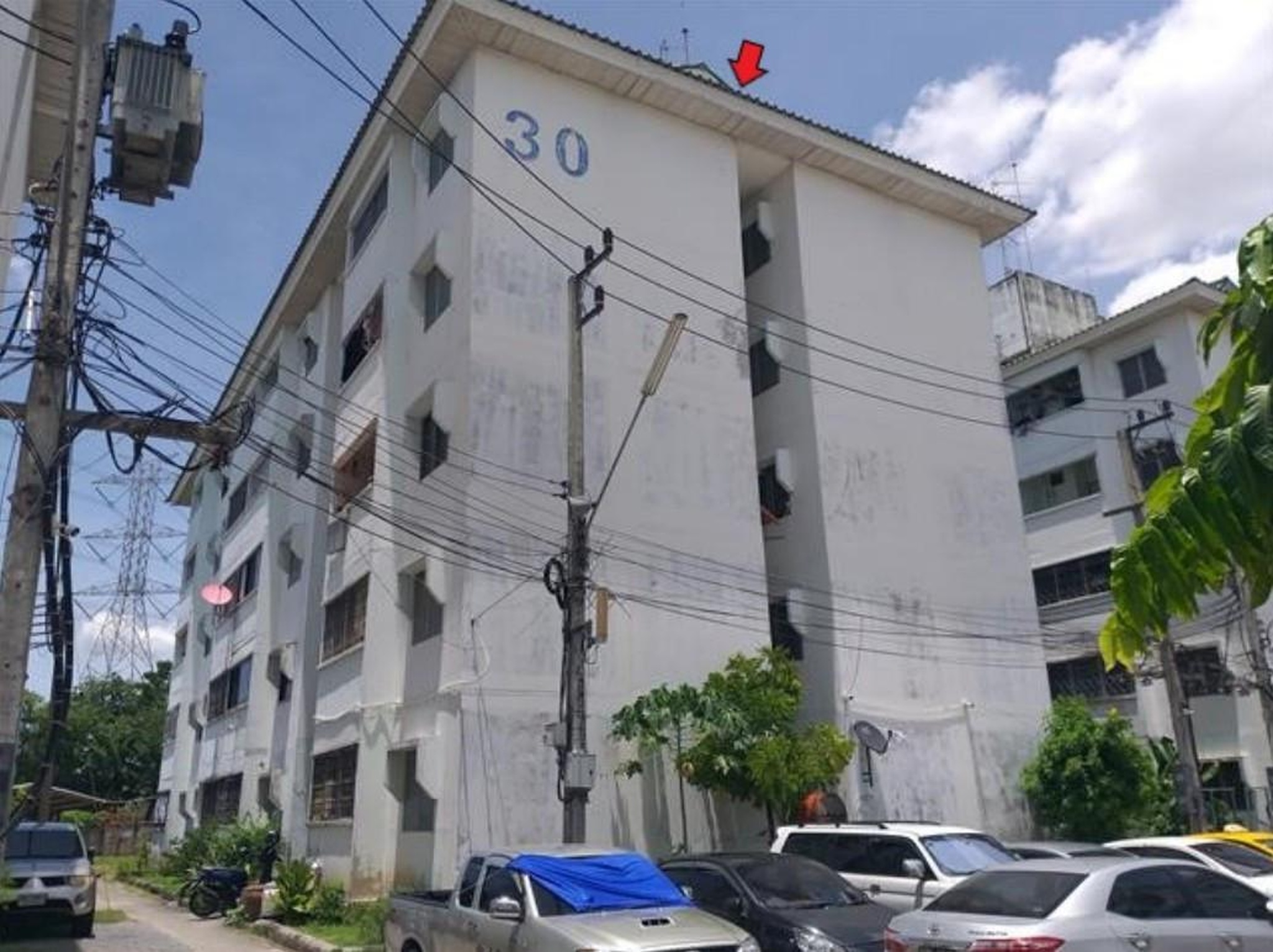 ทรัพย์สถาบันโดย GHB คอนโด บ้านเอื้ออาทร บางคูวัด (Baan Ua-Athorn Bang Khoo Wat)
