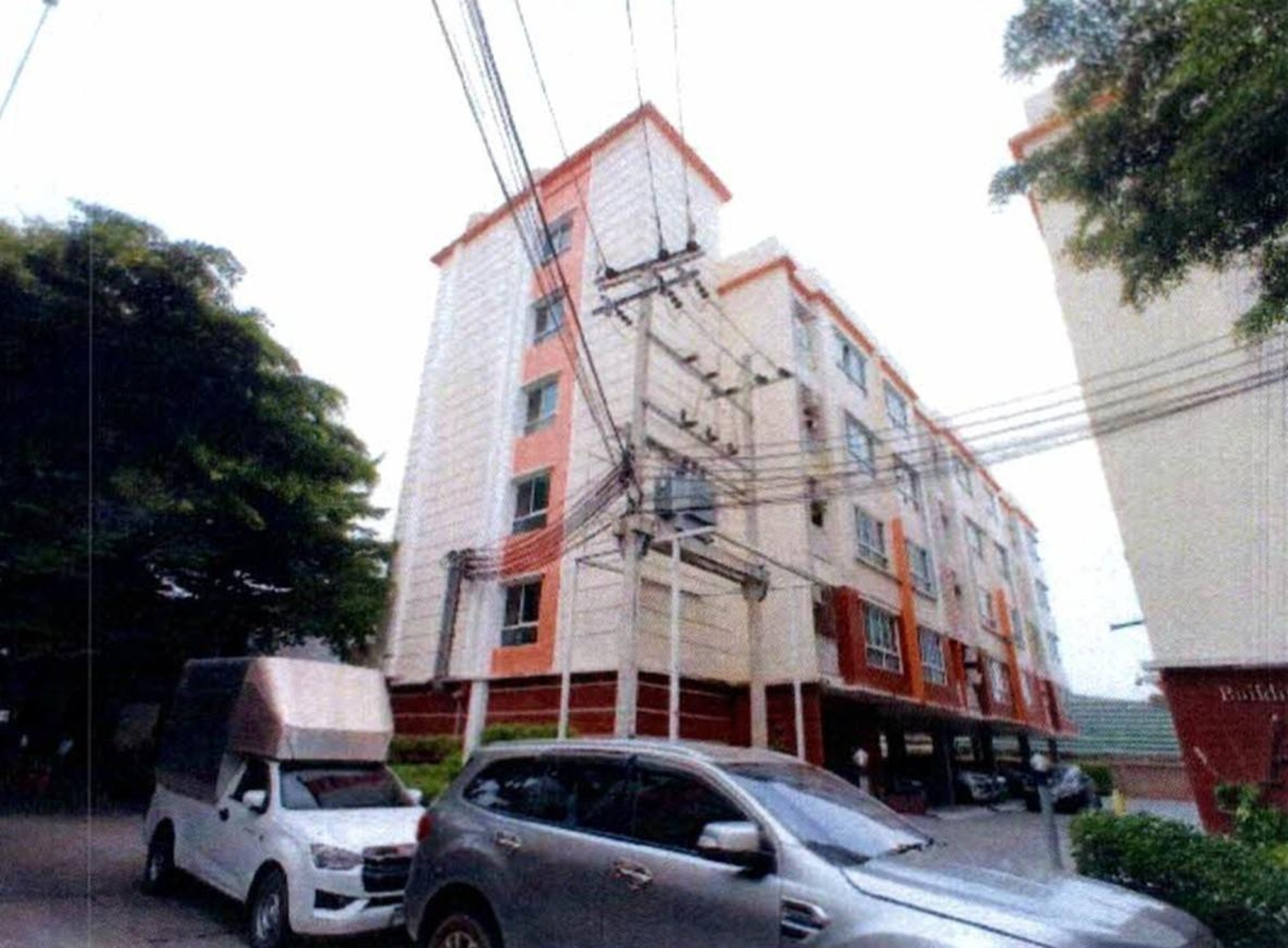 ทรัพย์สถาบันโดย GHB คอนโด สมฤทัยคอนโด (Somruthai Condo)