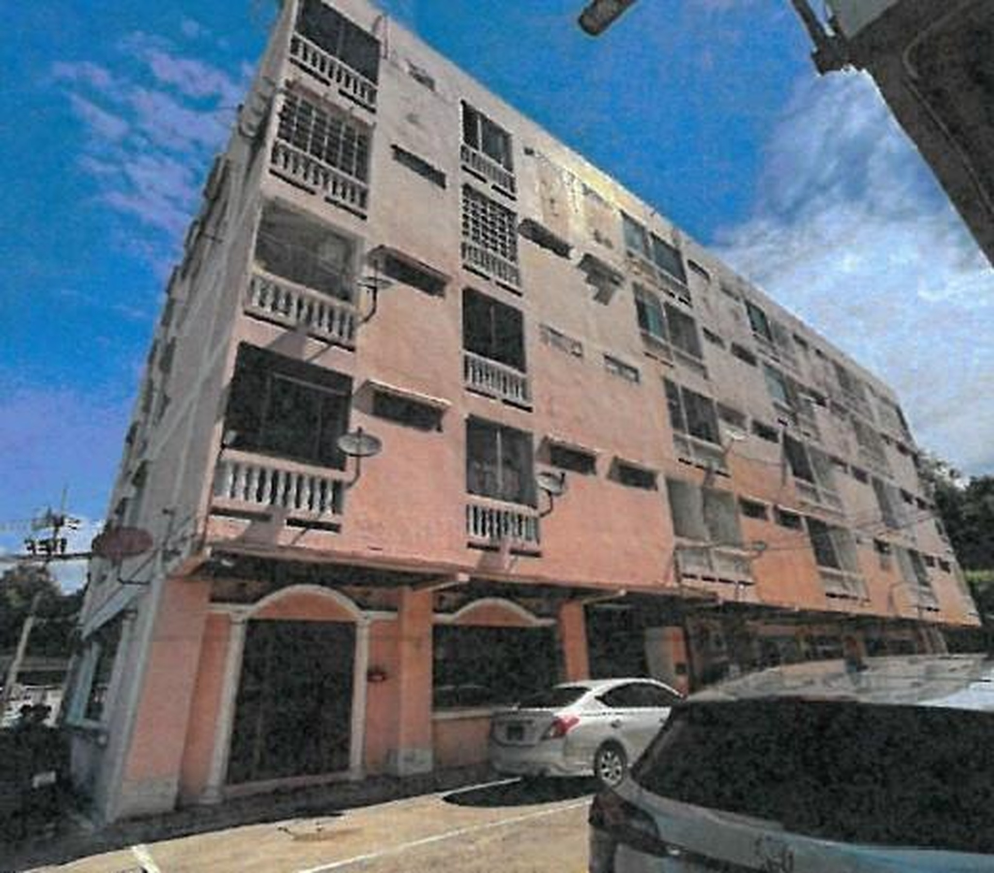 ทรัพย์สถาบันโดย GHB คอนโด นิววิลเลจ คอนโดมิเนียม (New Village Condominium)