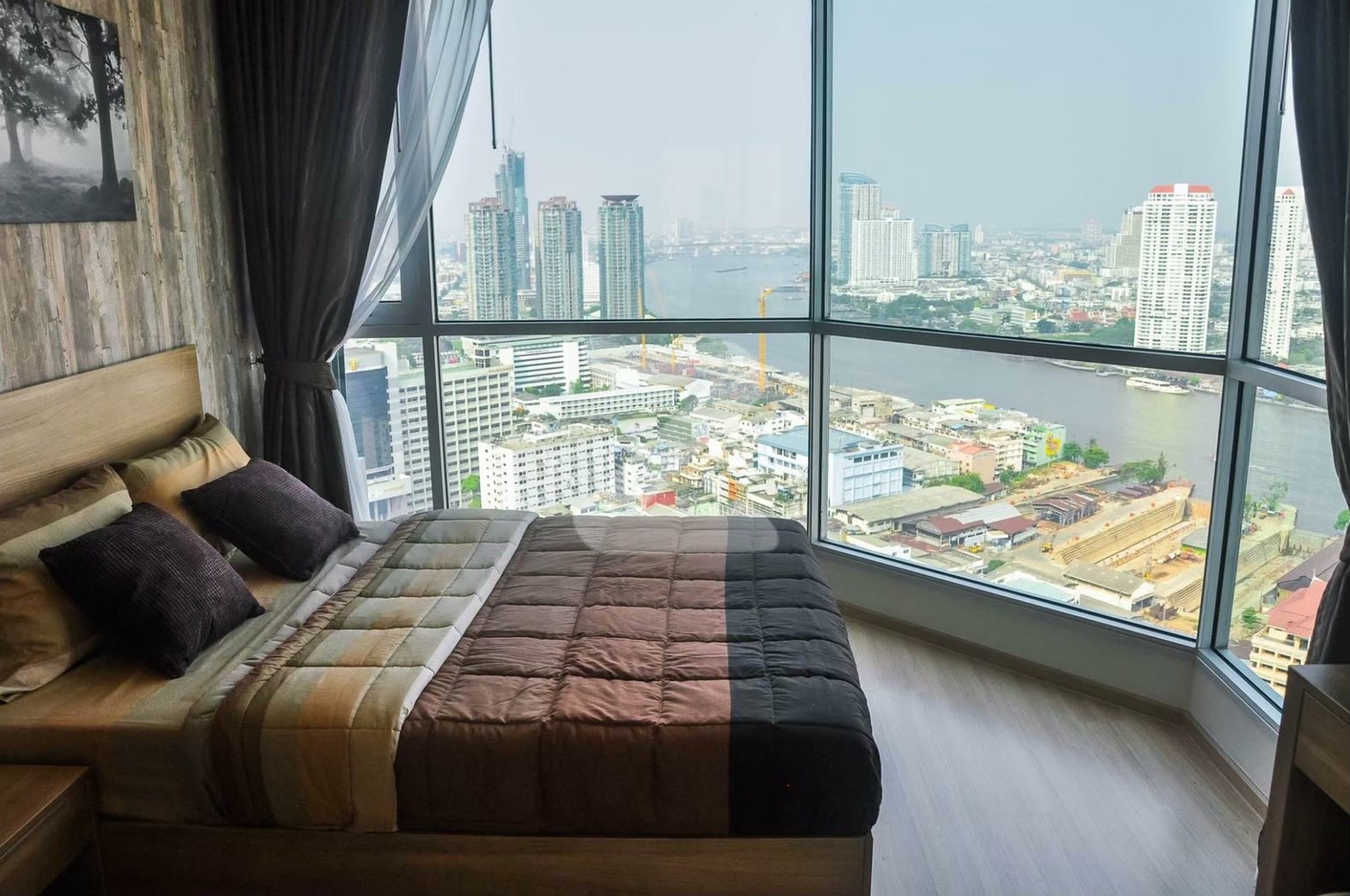 #OwnerPost ให้เช่า #RhythmSathorn ให้เช่าคอนโดริทึ่มสาทร วิวแม่น้ำเจ้าพระยาเต็มๆทั้งห้องนอนและห้องนั่งเล่น เห็นพลุสุดอลังการ เกือบทุกอาทิตย์ค่ะ : เจ้าของให้เช่าเอง (งดรับนายหน้า)
