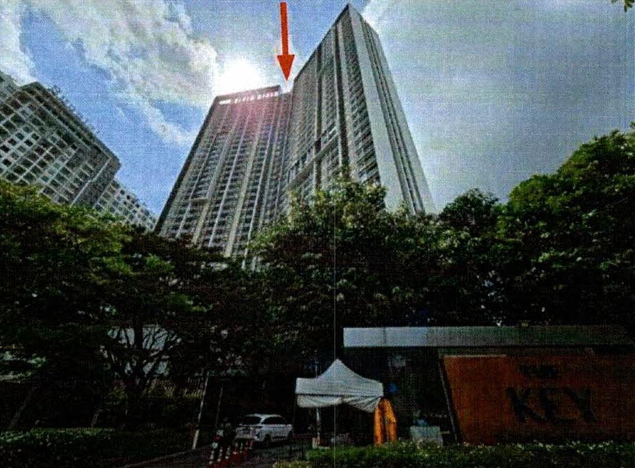 ทรัพย์สถาบันโดย GHB คอนโด เดอะ คีย์ สาทร-เจริญราษฎร์ (The Key Sathorn-Charoenraj)
