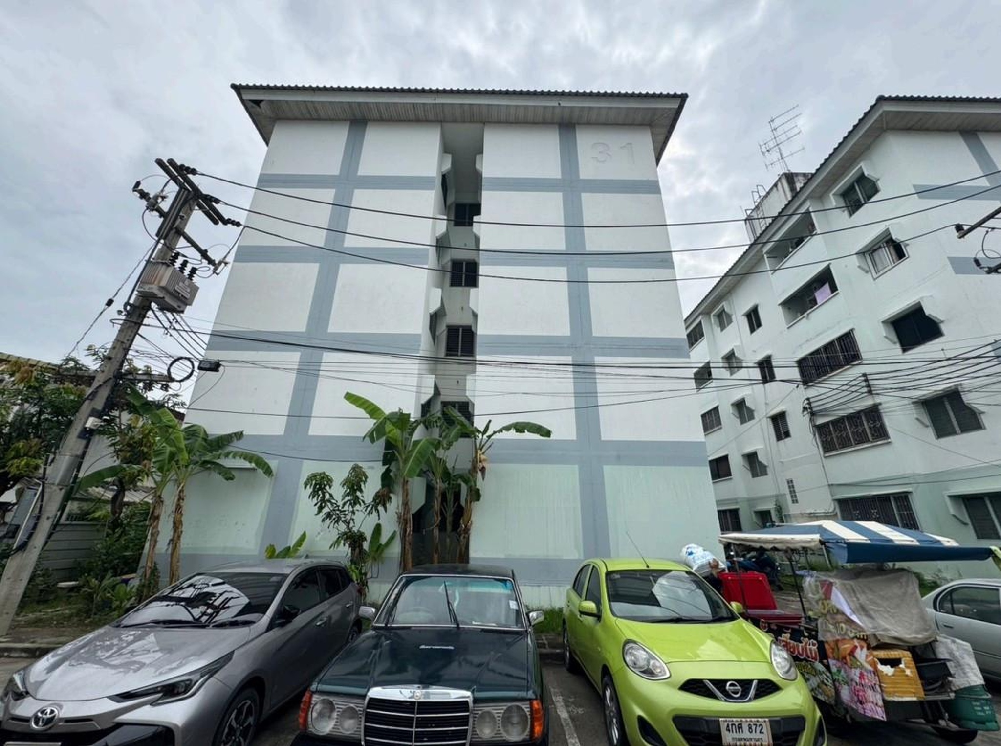 ทรัพย์สถาบันโดย GHB คอนโด บ้านเอื้ออาทร เสมาฟ้าคราม 2 (Baan Ua-Athorn Sema Fa-Cram 2)