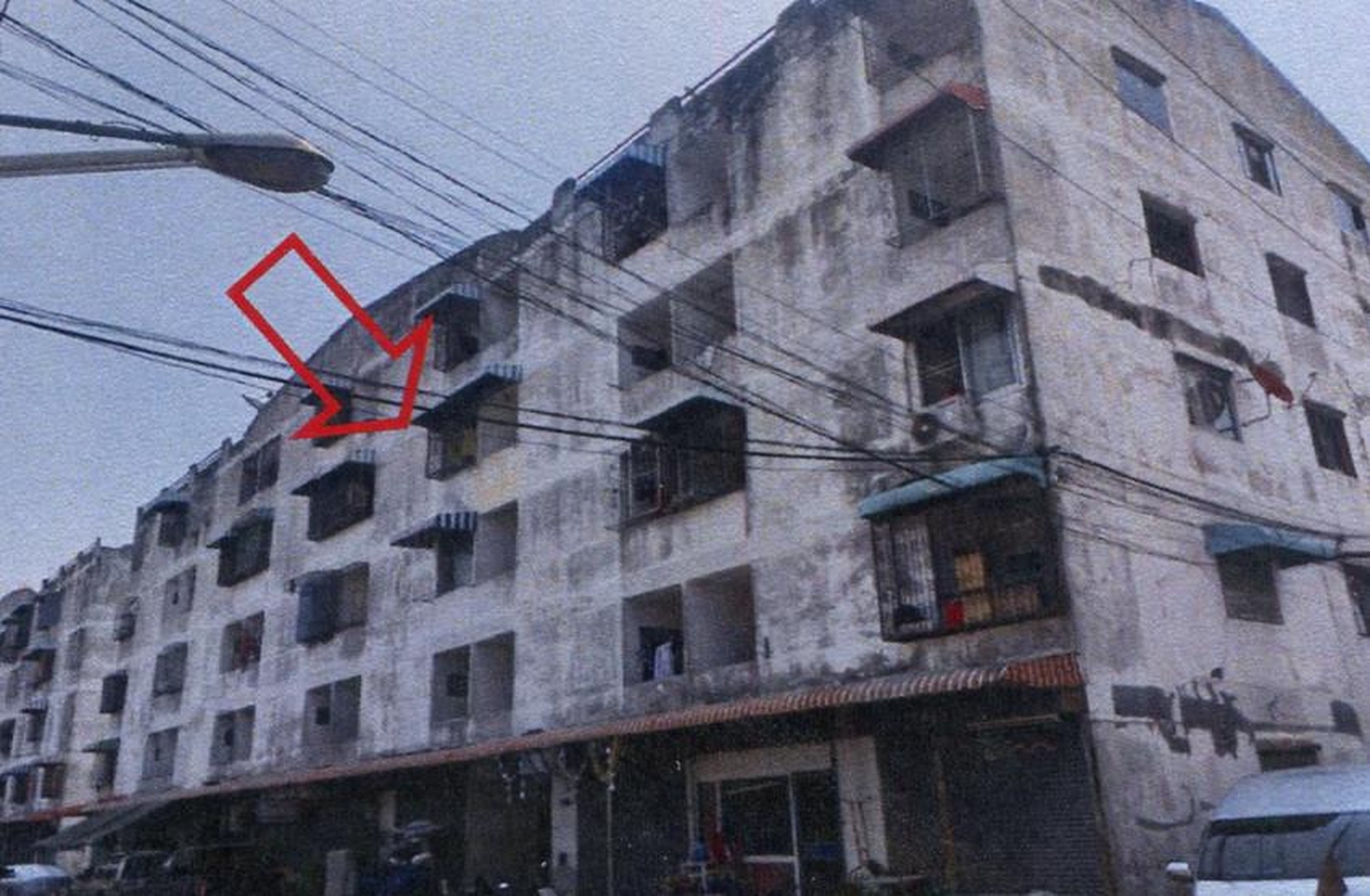 ทรัพย์สถาบันโดย GHB คอนโด วัชระคอนโดวิลล์ (Wachara Condo Ville)
