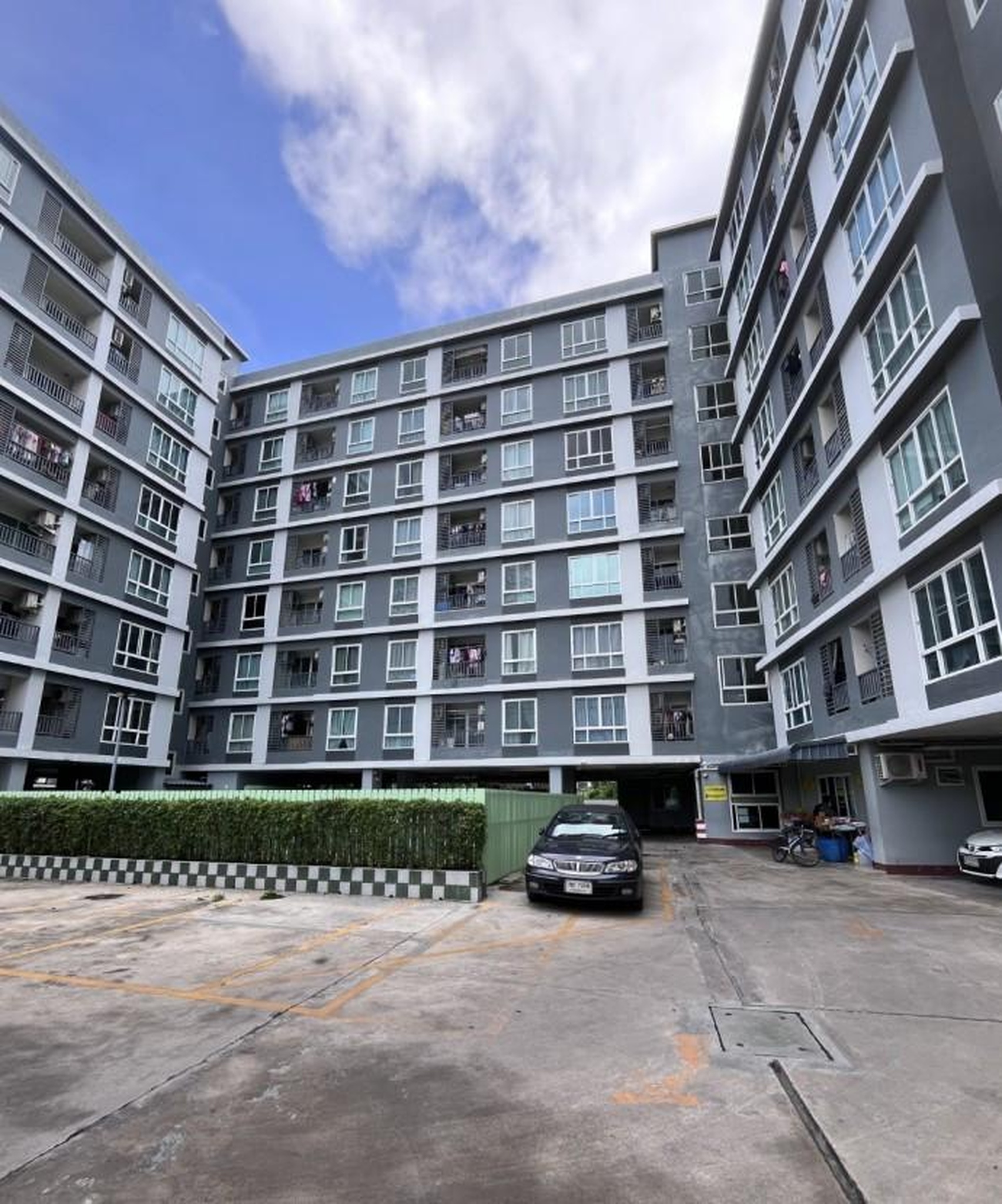 ทรัพย์สถาบันโดย GHB คอนโด เอส เจ เรสซิเดนซ์ บางแวก 63 (SJ Residence Bang Waek 63)