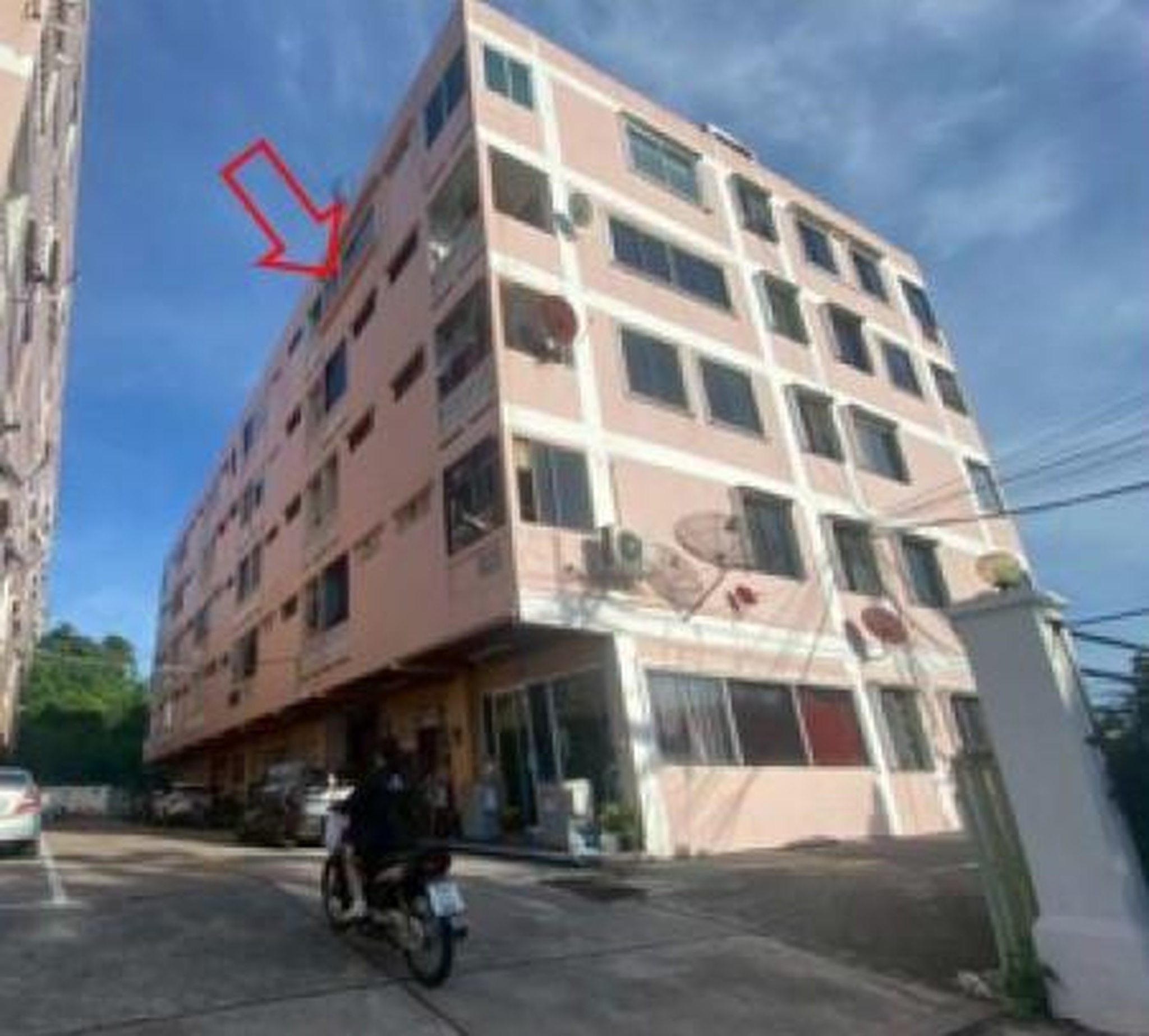 ทรัพย์สถาบันโดย GHB คอนโด นิววิลเลจ คอนโดมิเนียม (New Village Condominium)