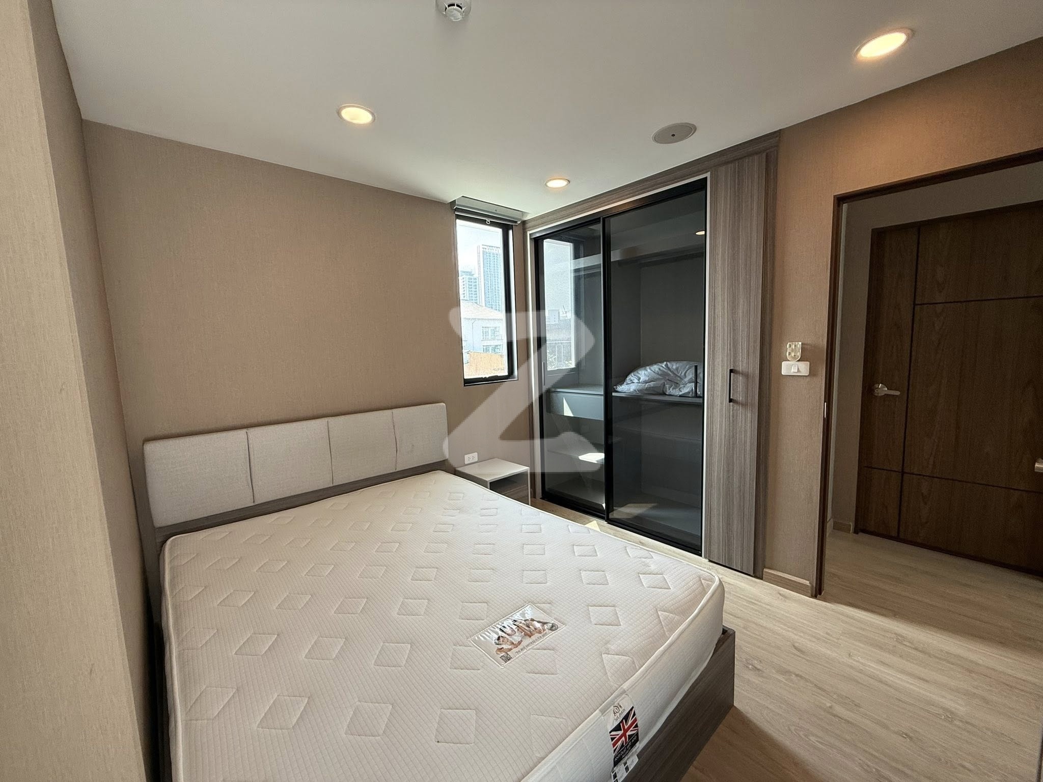 Owner post for Sale/ Owner selling directly . NEW ROOM    The largest room in the project  Sale The Cube Urban Sathorn - Chan Condo  : เจ้าของขายเอง (งดรับนายหน้า)