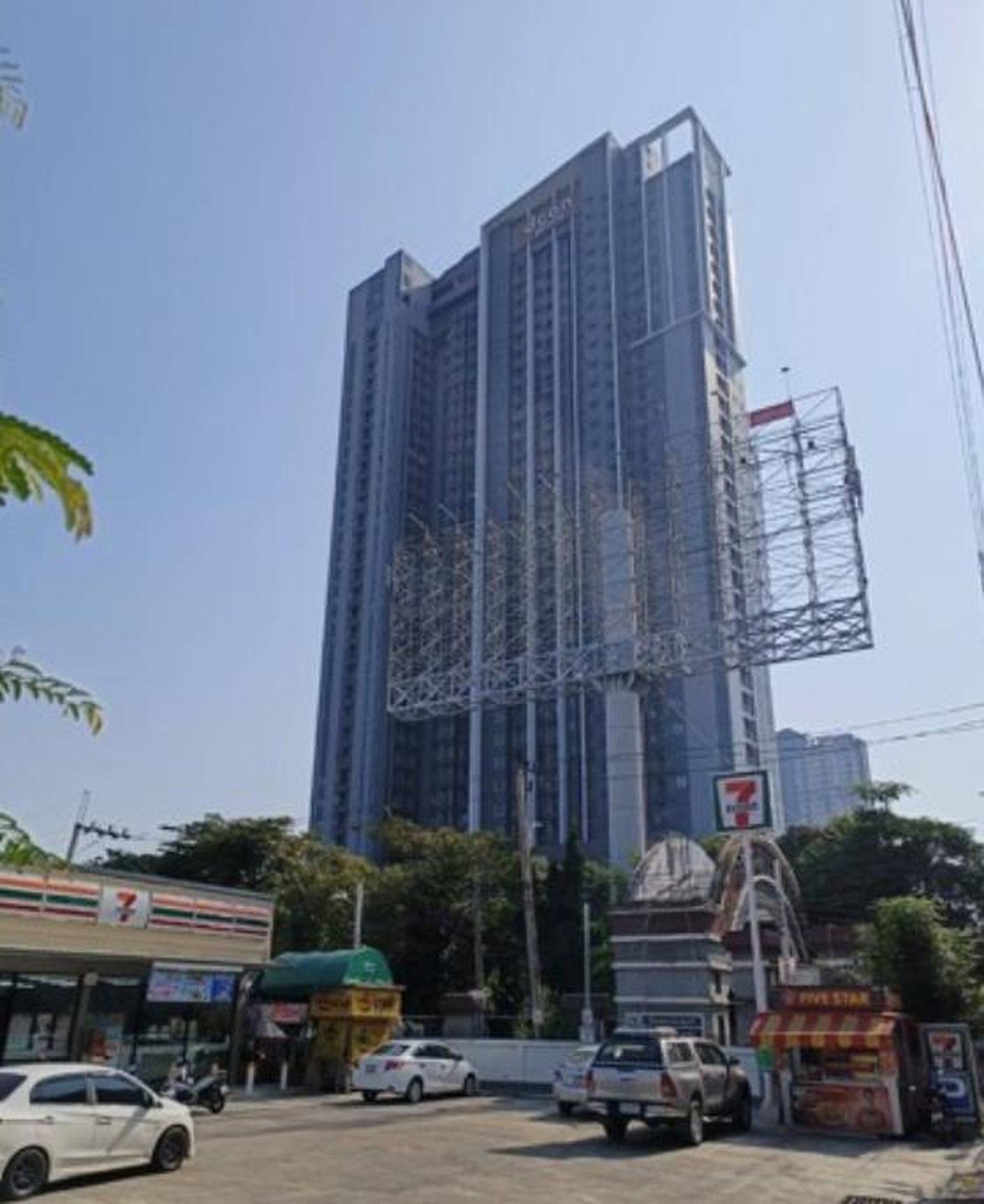 ทรัพย์สถาบันโดย GHB คอนโดติด MRT ไทรม้า ดีคอน ไพร์ม รัตนาธิเบศร์ (Dcon Prime Rattanathibet)