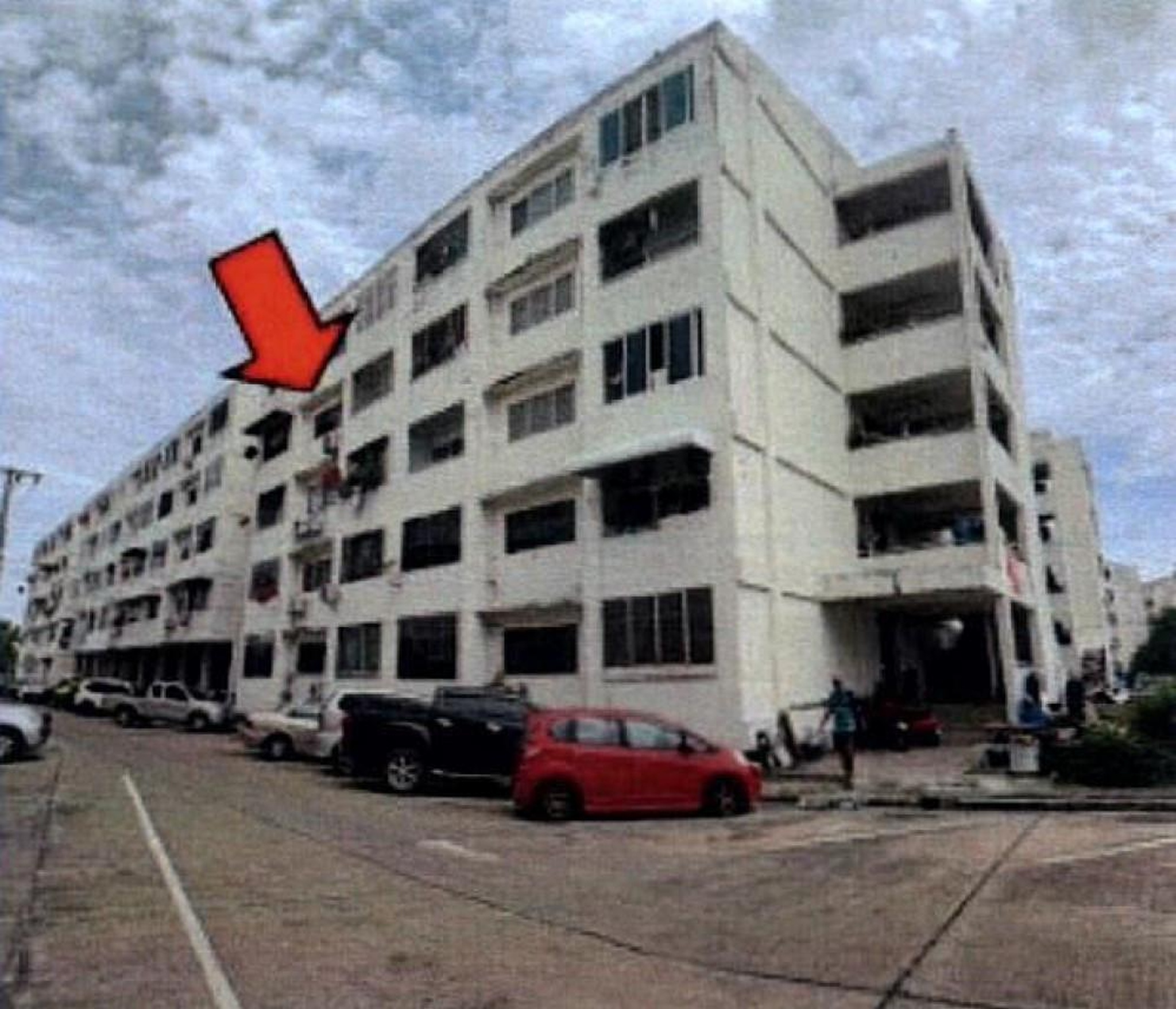 ทรัพย์สถาบันโดย GHB คอนโด เคหะชุมชนร่มเกล้า (Romklao Community Housing Project)