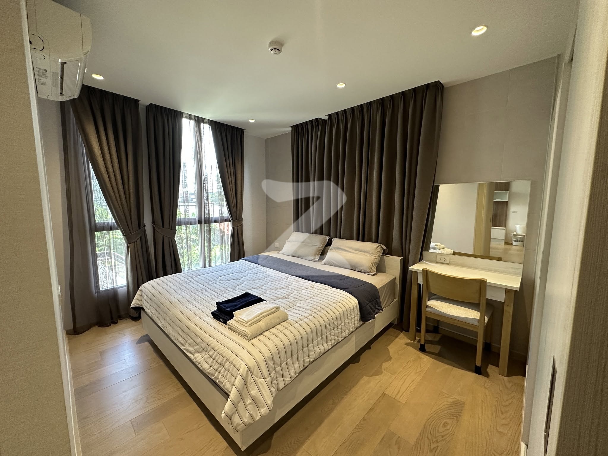 Runesu Thonglor 5 [Owner Post] (Agent Welcome) คอนโดพร้อมเข้าอยู่ ใจกลางทองหล่อ เดินทางสะดวก เพียง 500 เมตรจาก BTS ทองหล่อ : เจ้าของให้เช่าเอง (งดรับนายหน้า)