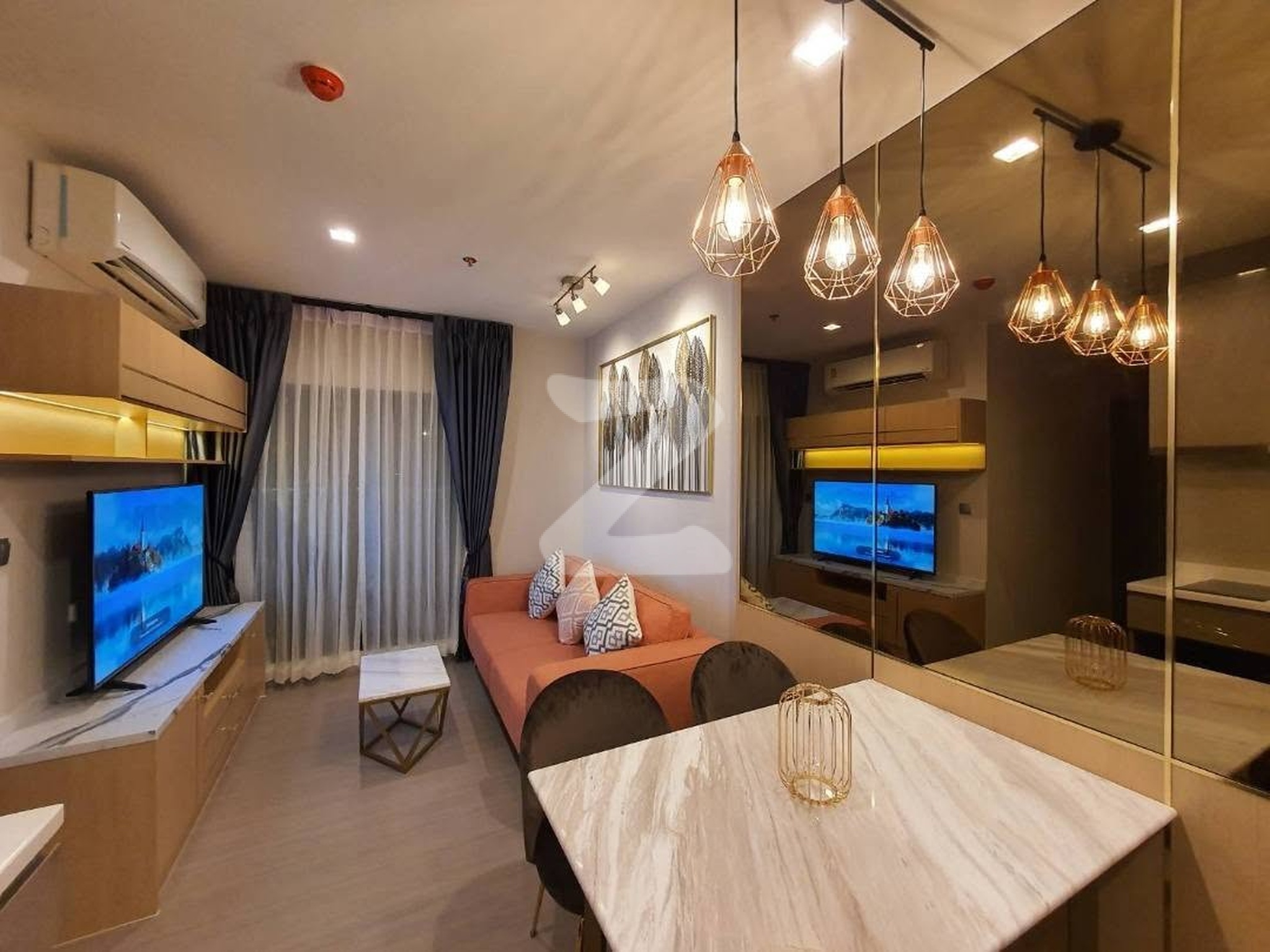Owner Post Life62 ห้อง 2 Bed 50 ตรม. ห้องมุมตึก ชั้น 8 วิว2ฝั่ง 2ห้องน้ำ โถงกลาง ห้องนั่งเล่น ติดระเบียง : เจ้าของขายเอง (งดรับนายหน้า)