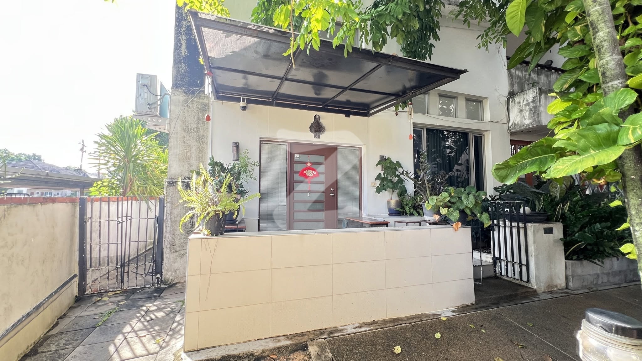 ต้องการขาย คอนโด 2 ชั้น (ชั้น 1 Unit ริม อารมณ์บ้านเดี่ยว) 📍 โครงการ นีโอ-ซิตี้ (Neo City) ดอนเมือง-สรงประภา | ใกล้ทางด่วนศรีสมาน (2 กม.) : เจ้าของขายเอง (งดรับนายหน้า)