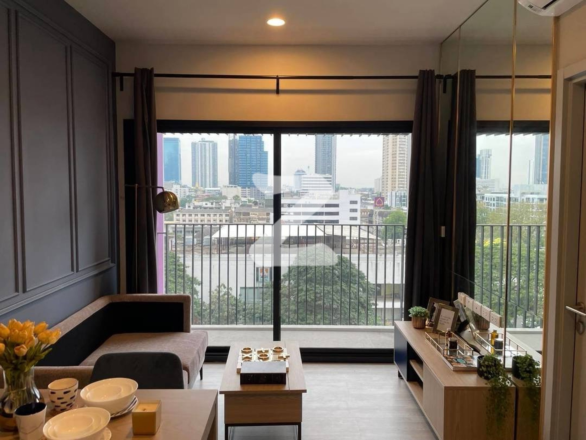 Xt ekamai condo/1bedroom/ chic/cozy/east side/8th floor.  Great facilities,location super private and lifestyle condo in ekamai  : เจ้าของให้เช่าเอง
