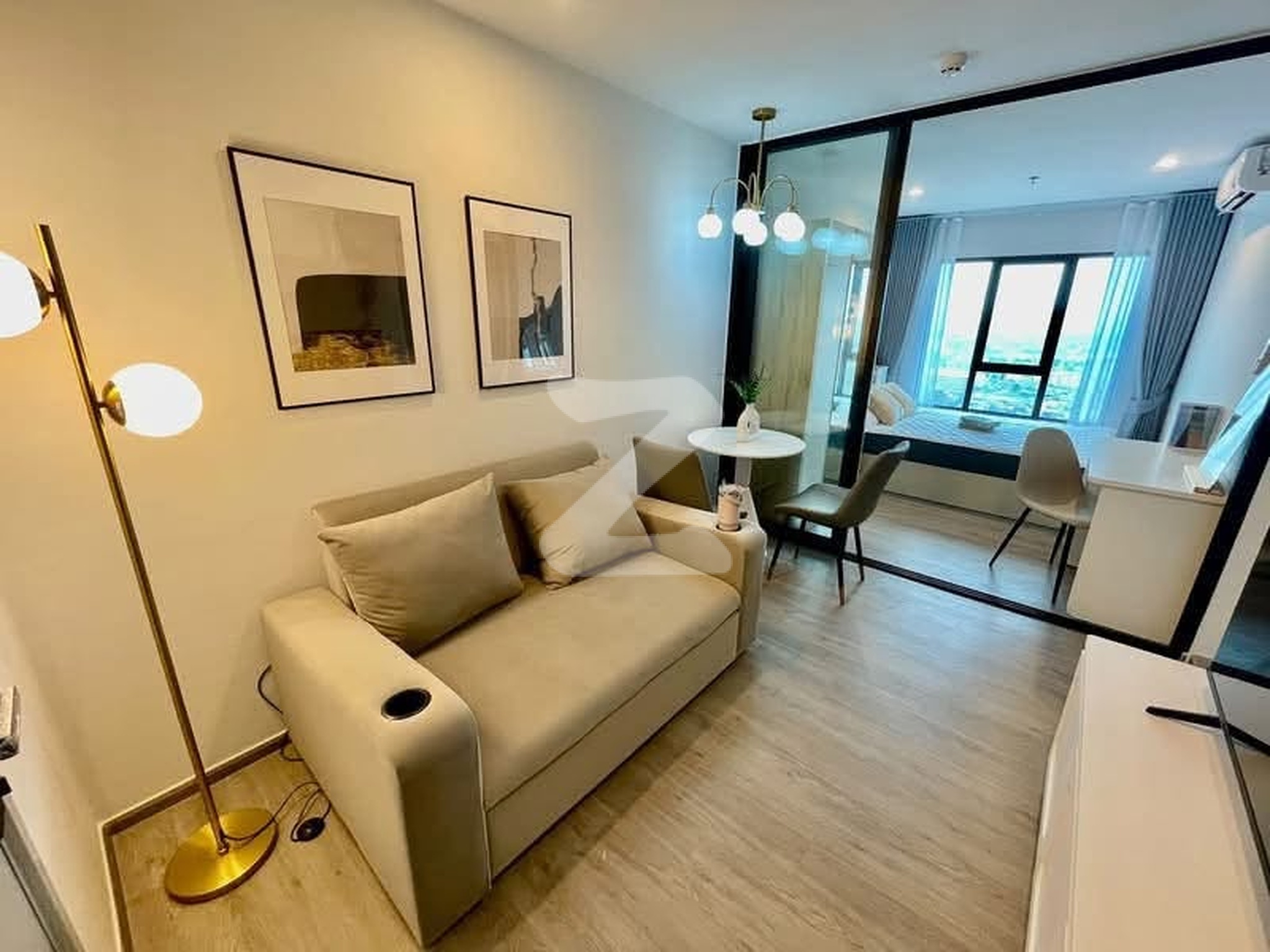 RegentHome Wutthakat คอนโด รีเจ็นท์โฮม วุฒากาศ คอนโดติด BTS 180 เมตร                     : เจ้าของให้เช่าเอง (งดรับนายหน้า)