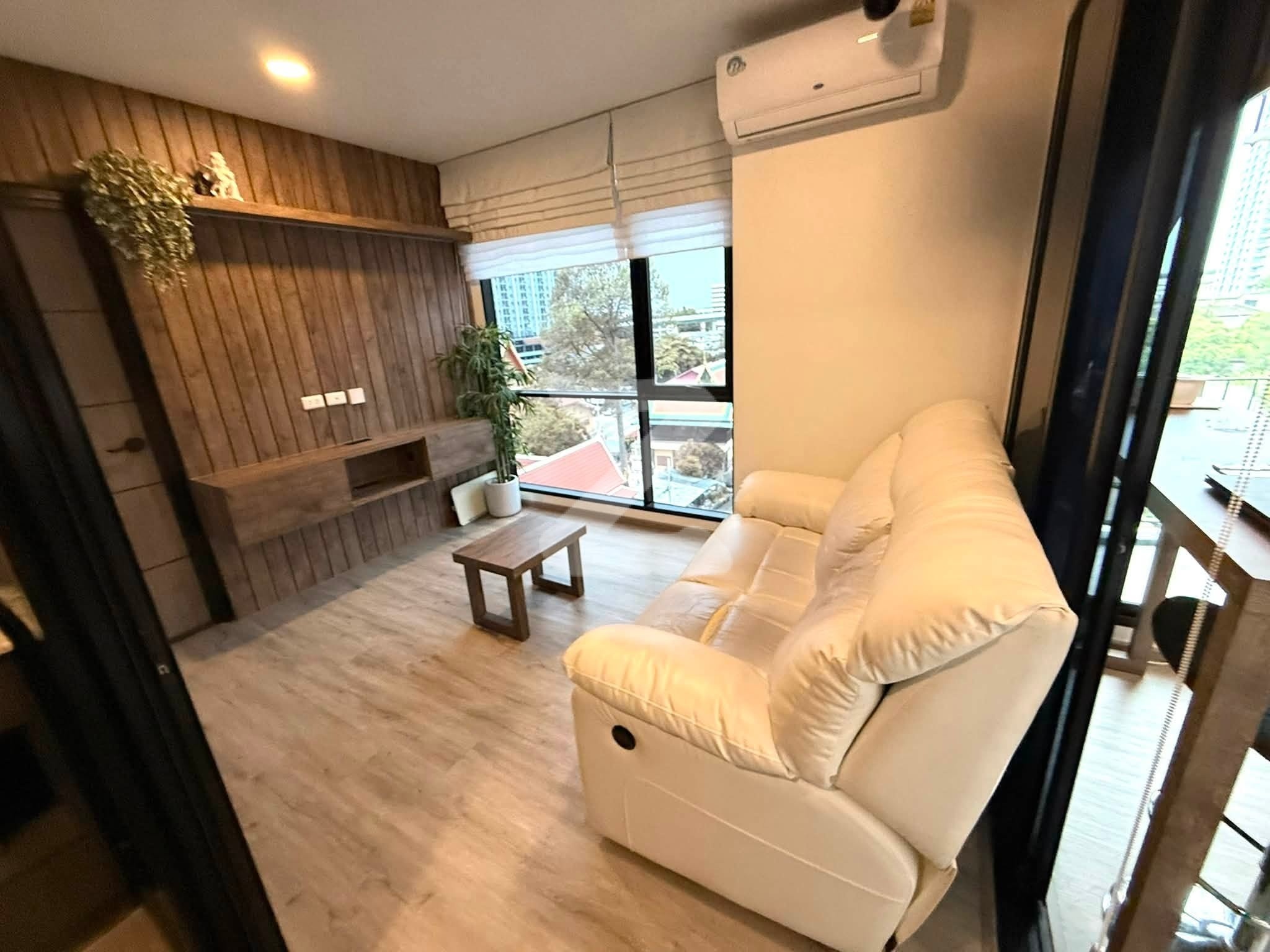 (Owner post) 🏢คอนโด Low Rise ว่างพร้อมอยู่ ค่าเช่า 15,000 บาท/เดือน 📍Beat Bangwa Interchange คอนโดติดรถไฟฟ้า 2 สาย BTS และ MRT บางหว้า : เจ้าของให้เช่าเอง (งดรับนายหน้า)