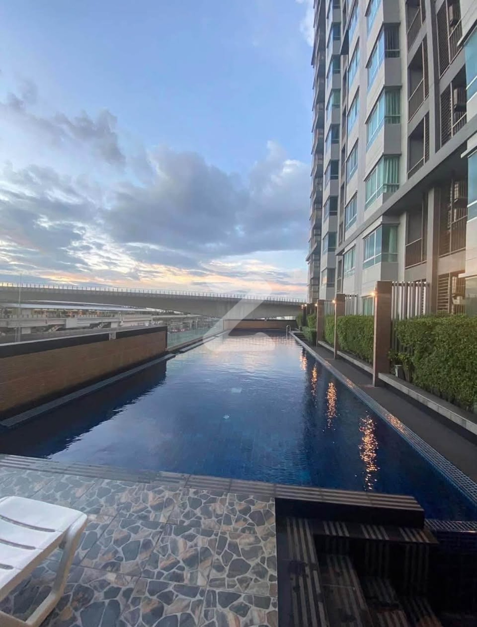 ให้เช่า เดอะ เพรสซิเด้นท์ สาทร-ราชพฤกษ์ 1 ห้องนอน 31 ตร.ม. ชั้น 25 เจ้าของปล่อยเช่าเอง : เจ้าของให้เช่าเอง