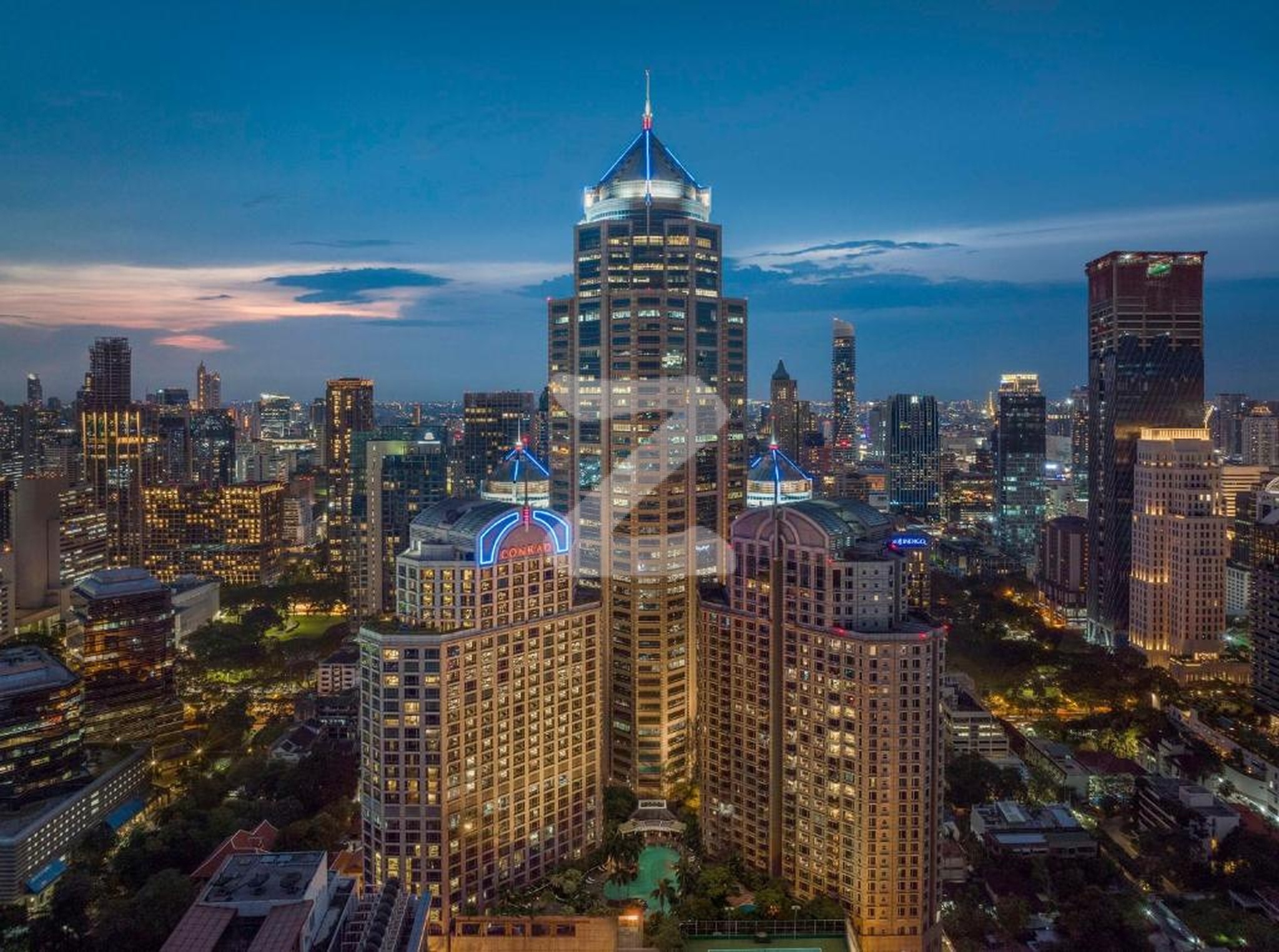 ขาย ออล ซีซั่นส์ แมนชั่น คอนโดมิเนียม 3 ห้องนอน 178 ตร.ม. ชั้น 11 เจ้าของขายเอง : เจ้าของขายเอง