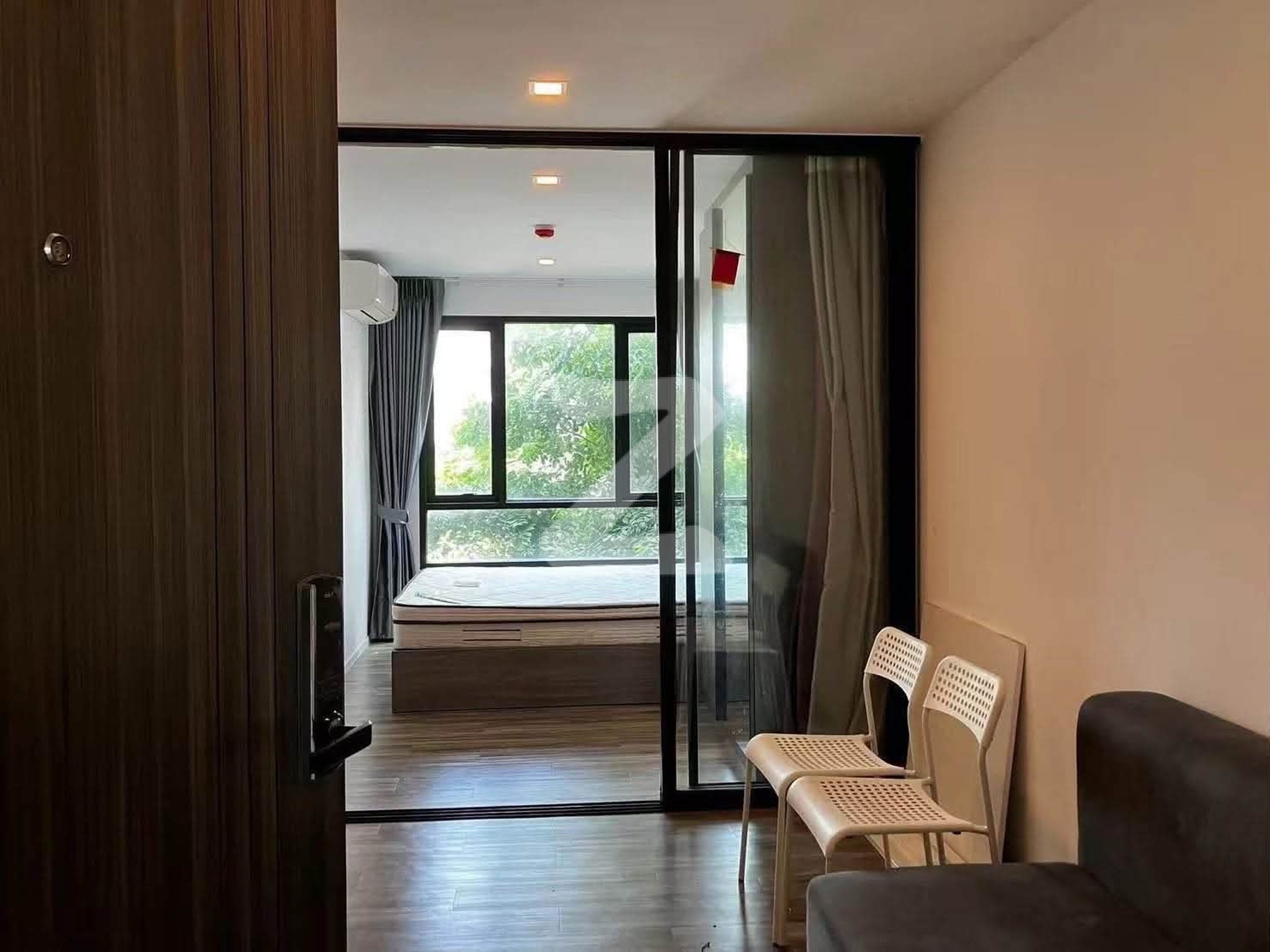 ให้เช่า บีลอฟท์ ไลท์ สุขุมวิท 115 1 ห้องนอน 28 ตร.ม. ชั้น 3 เจ้าของปล่อยเช่าเอง : เจ้าของให้เช่าเอง (งดรับนายหน้า)