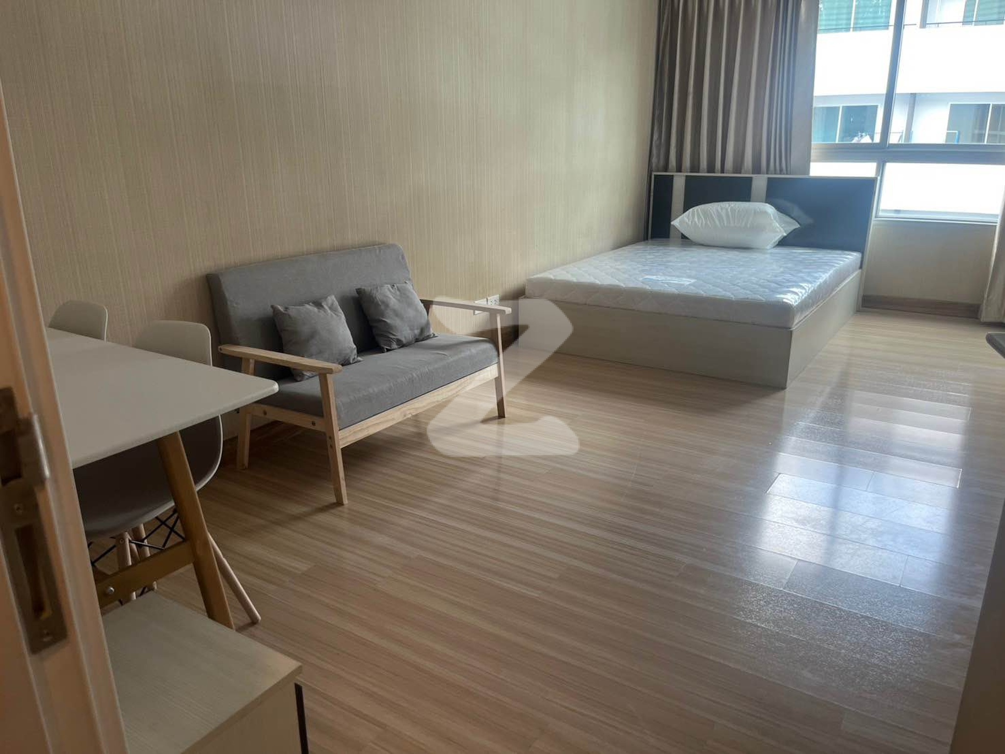ให้เช่า พลัมคอนโด พหลโยธิน 89 1 ห้องนอน 28 ตร.ม. ชั้น 7 เจ้าของปล่อยเช่าเอง : เจ้าของให้เช่าเอง (งดรับนายหน้า)