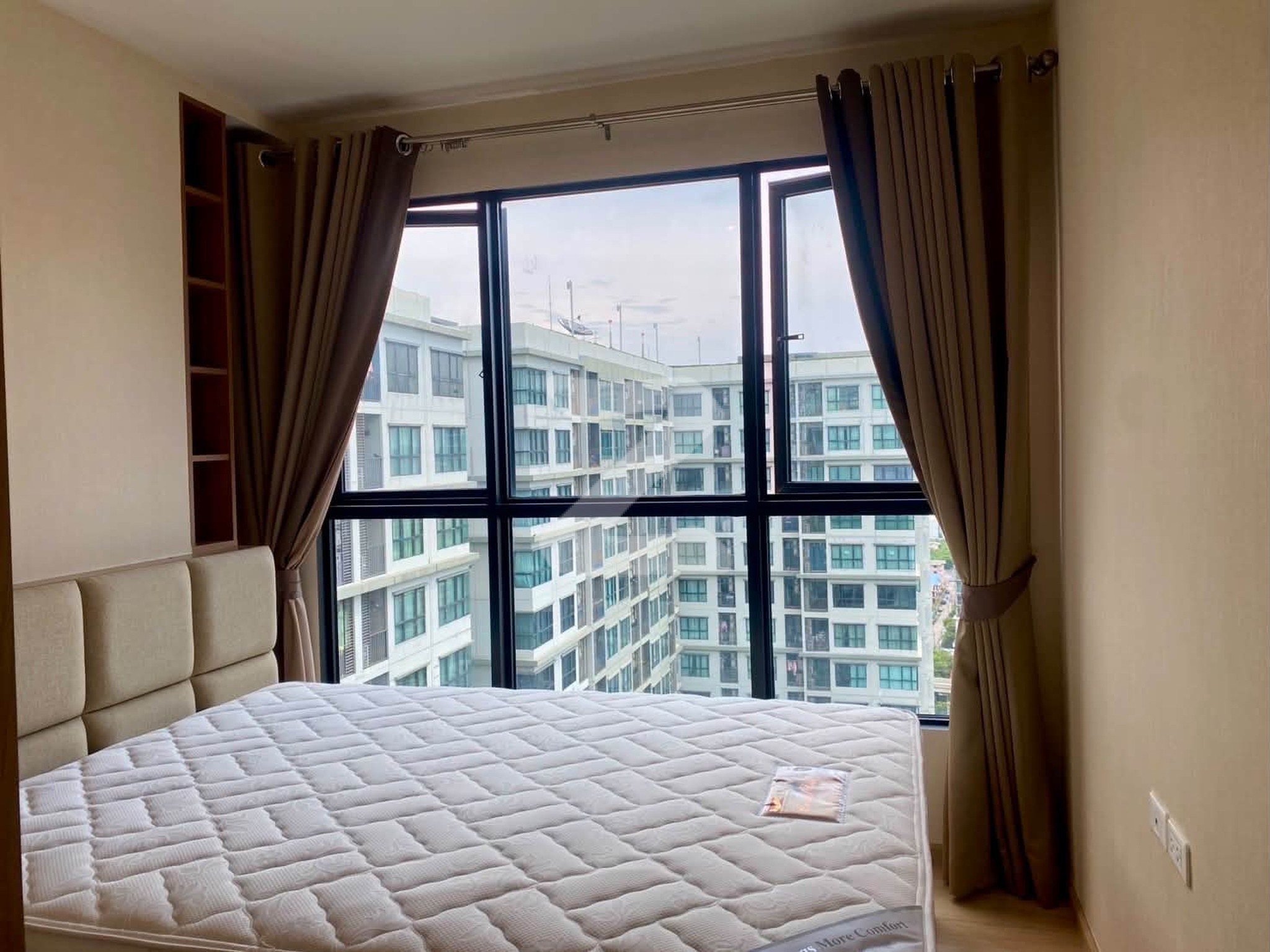 ขาย เดอะ เบส แจ้งวัฒนะ 1 ห้องนอน 30 ตร.ม. ชั้น 23 เจ้าของขายเอง : เจ้าของขายเอง (งดรับนายหน้า)