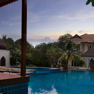 เอโทล ลันตา รีสอร์ทไลฟ์ บางนา-วงแหวน Atoll Lanta Resort Life Bangna-Wongwaen
