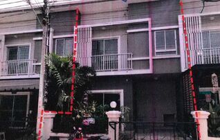 ทรัพย์สถาบันโดย GHB ทาวน์เฮาส์  บางพลี สมุทรปราการ