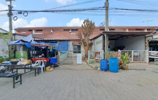 ทรัพย์สถาบันโดย JAM ทาวน์เฮาส์ ธราดลบุรี (Baan Tharadon Buri)