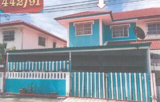 ทรัพย์สถาบันโดย GHB บ้านแฝด พระปิ่น โครงการ 9