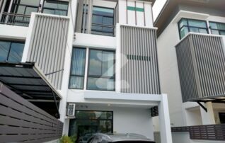 ขายบ้าน cozy ทาวน์โฮม 3ชั้น แปลงมุม จอดรถได้ 4 คัน 37 ตรว โชคชัย4 เกษตรนวมินทร์ เลียบด่วน รัชดา  : เจ้าของขายเอง 