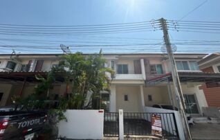 ทรัพย์สถาบันโดย JAM ทาวน์เฮาส์ เอสซี โฮม อีสเทิร์น-ปลวกแดง (SC Home Eastern-Pluak Daeng)