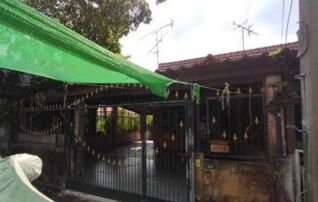 ทรัพย์ธนาคารโดย อาคารสงเคราะห์ ทาวน์เฮาส์ ฟินิกซ์ปาร์ค