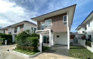 🚗 ทำเลที่ตั้ง : โครงการ Grande Pleno สุขสวัสดิ์ 30 เข้าสู่ใจกลางเมืองใช้เวลาเพียง 15-20 นาที ใกล้ทางด่วน ใกล้ห้าง ตลาด โรงเรียน โรงพยาบาล ใกล้รถไฟฟ้า : เจ้าของขายเอง (งดรับนายหน้า)