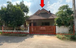 ทรัพย์สถาบันโดย บริษัท บริหารสินทรัพย์สุขุมวิท จำกัด บ้านเดี่ยว มาบยางพร ล้านนา วิลเลจ
