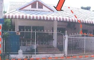 ทรัพย์สถาบันโดย อาคารสงเคราะห์ บ้านแฝด ซอยหมู่บ้านภูนภา