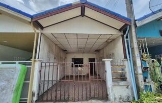 ทรัพย์สถาบันโดย GHB ทาวน์เฮาส์ ฉัตรไพลิน ลาดหลุมแก้ว (Chatrapailin Latlumkaew)