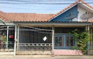 ทรัพย์สถาบันโดย GHB ทาวน์เฮาส์ ภัทรารมย์ 2 (Baan Pattrarom 2)