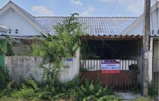 ทรัพย์สถาบันโดย GHB ทาวน์เฮาส์ ศรีสุข
