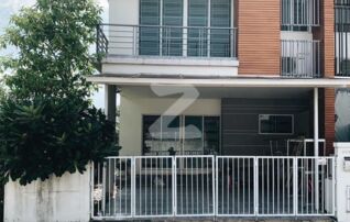 ขายด่วน❗❗ 💚บ้าน-ที่ดิน เนื้อที่ 26 ตรว. 118ตรม. 💚ตั้งอยู่ หมู่บ้าน เนอวานา คลัสเตอร์ สะดวกในการเดินทาง เหมาะสำหรับพักอาศัย-ให้เช่า อากาศดี : เจ้าของขายเอง (งดรับนายหน้า)