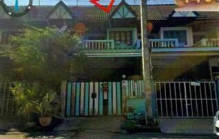 ทรัพย์สถาบันโดย GHB ทาวน์เฮาส์ นฐดา